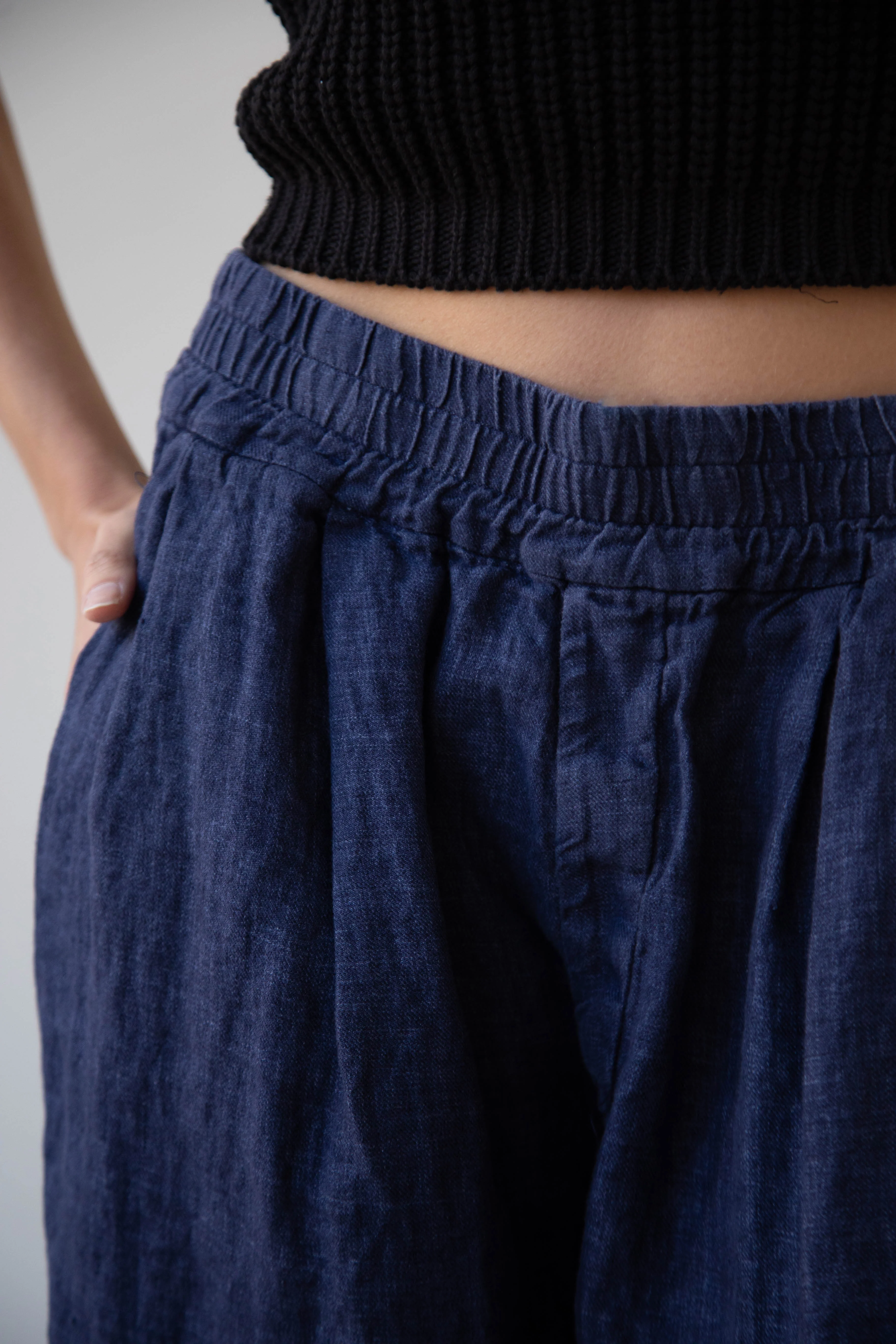 Album di Famiglia | Linen Bragoni in Navy - Image 6