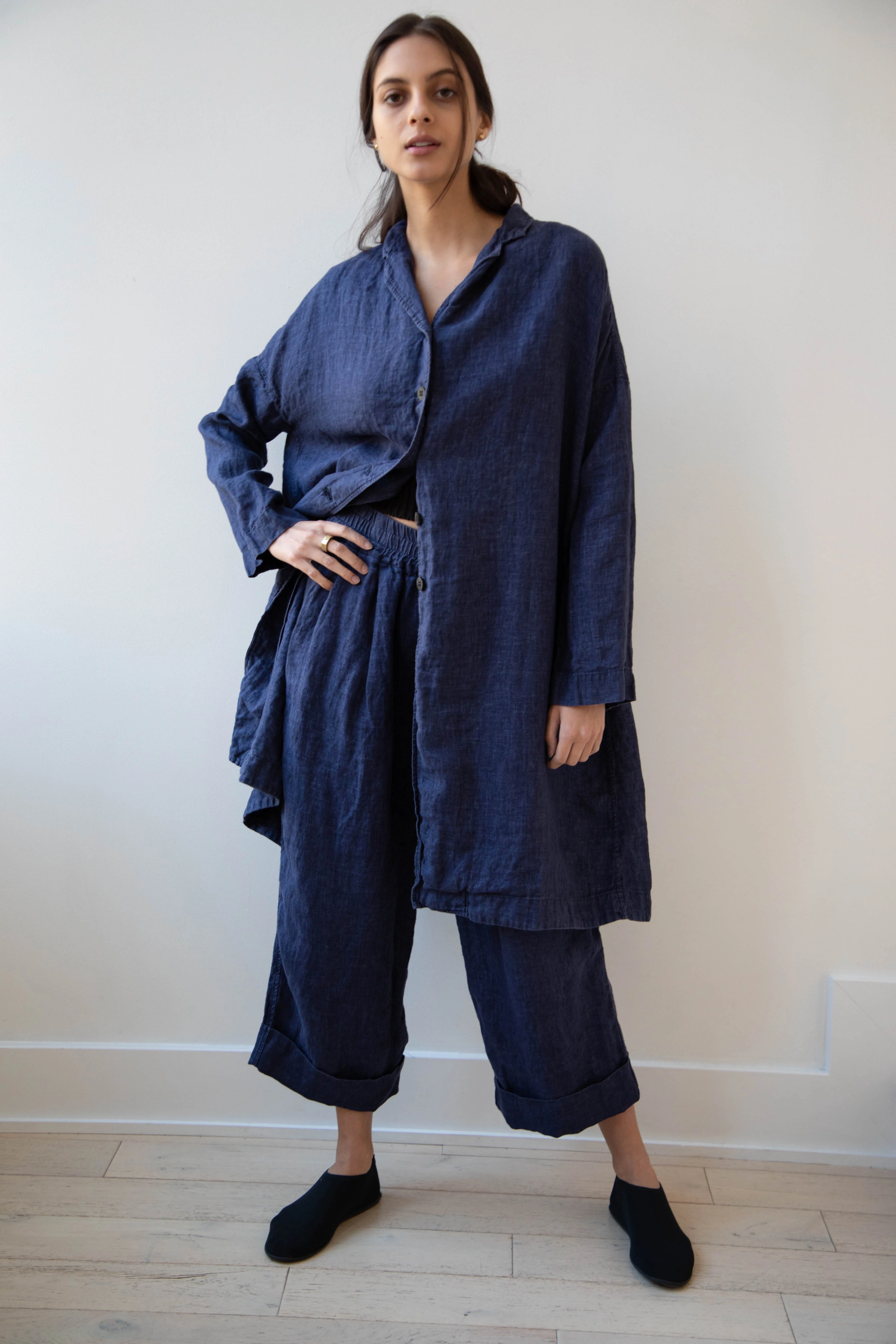 Album di Famiglia | Linen Easy Coat in Navy - Image 3