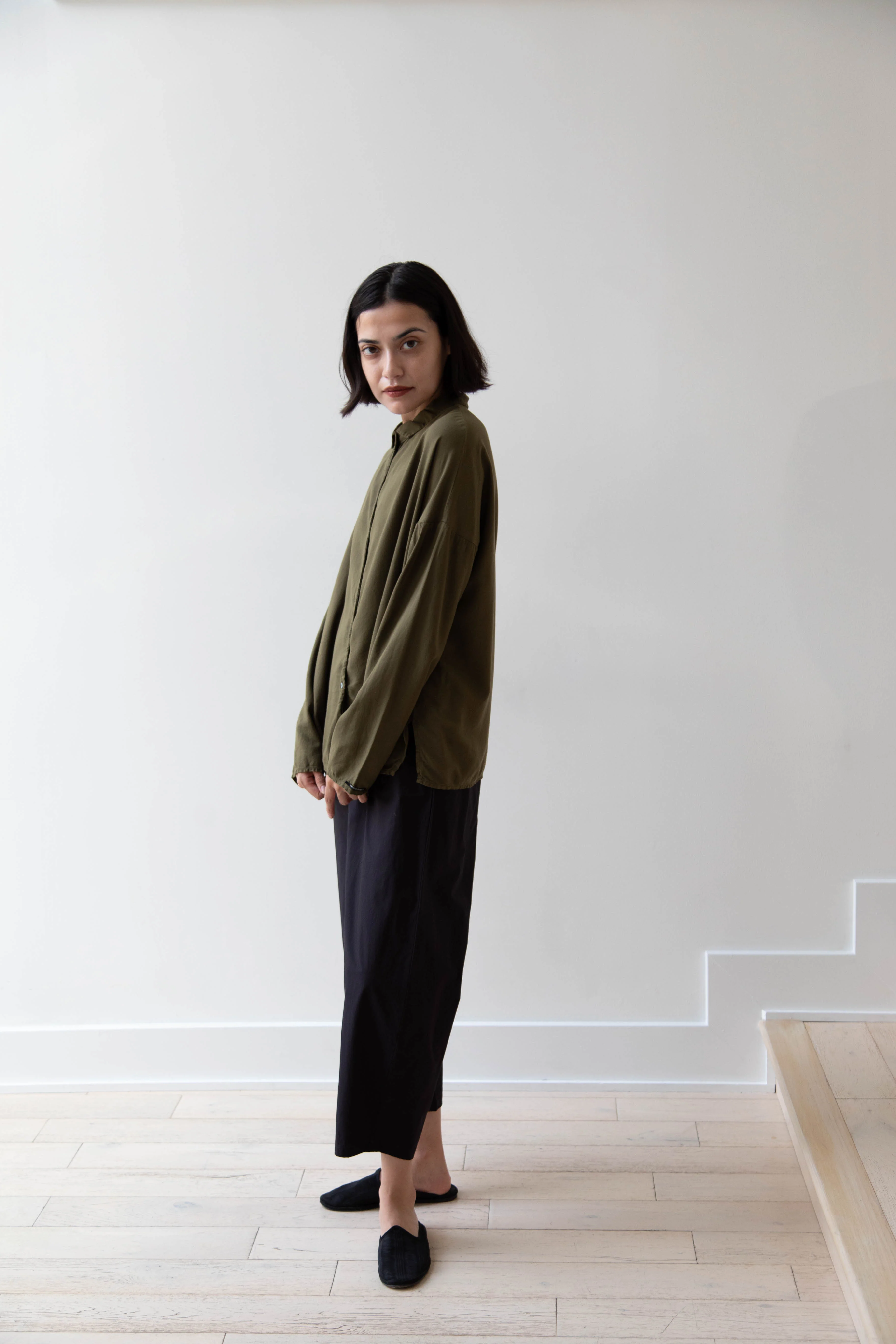 Album di Famiglia | Short Collar Shirt in TVC Olive - Image 23