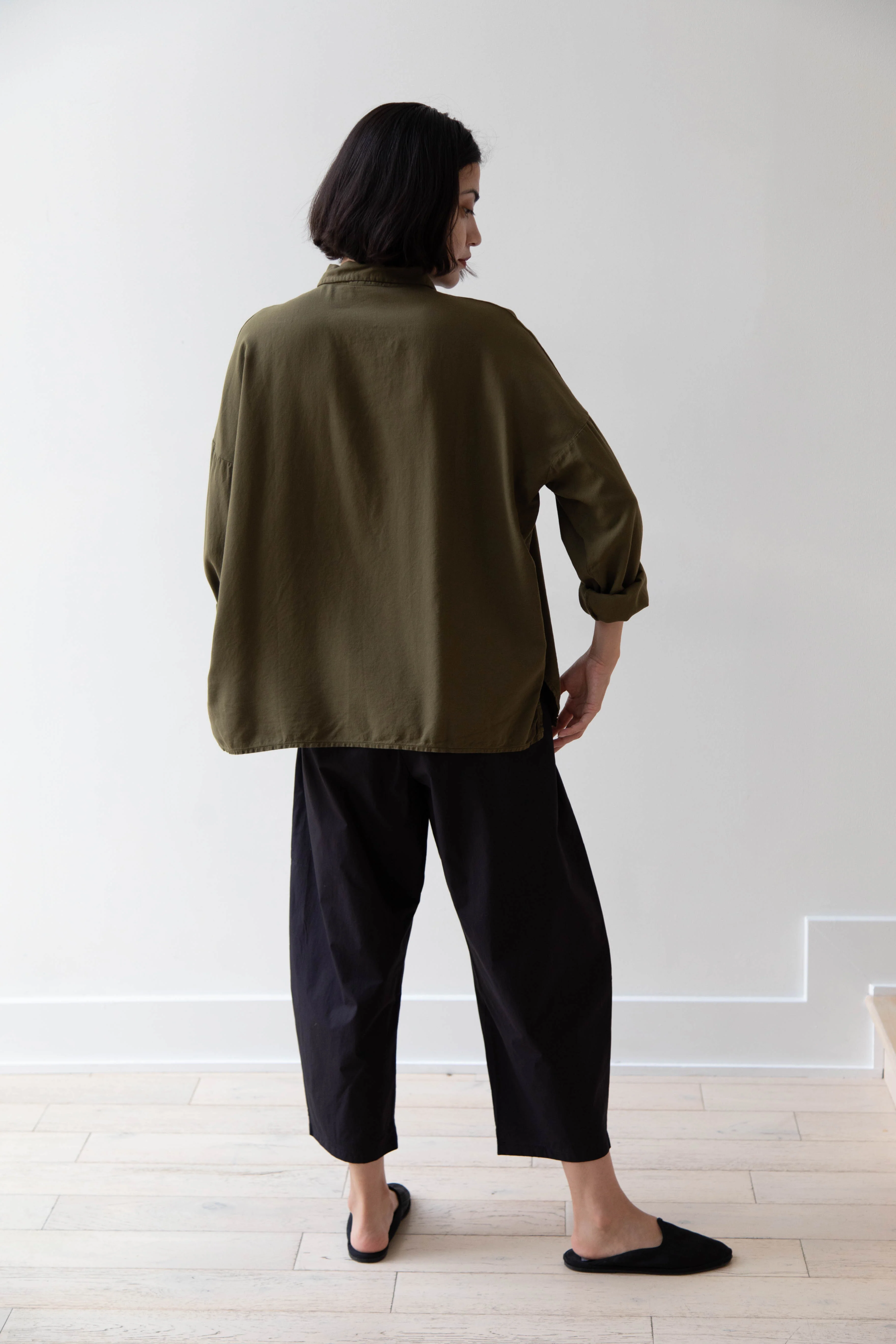 Album di Famiglia | Short Collar Shirt in TVC Olive - Image 26