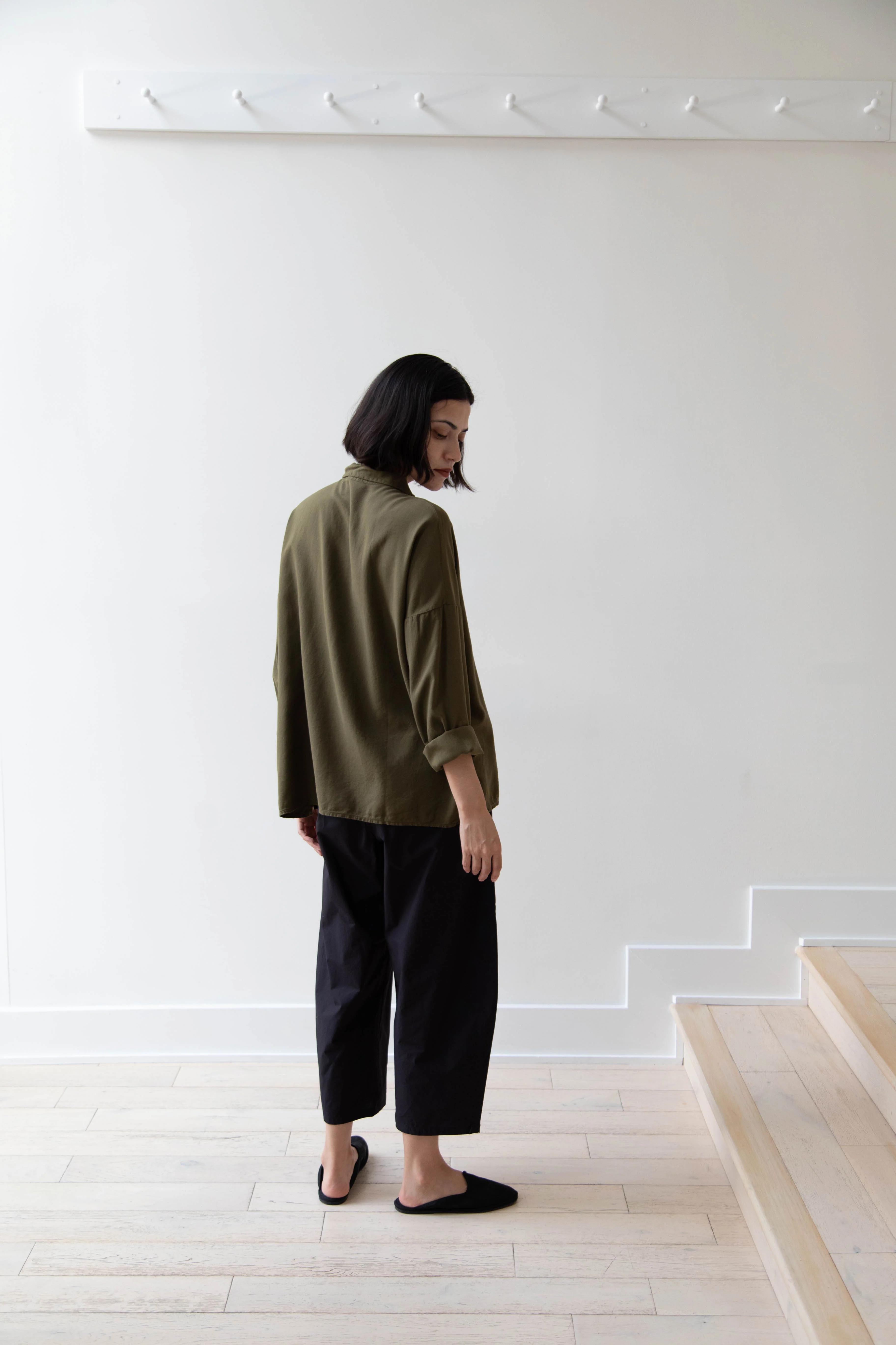 Album di Famiglia | Short Collar Shirt in TVC Olive - Image 27