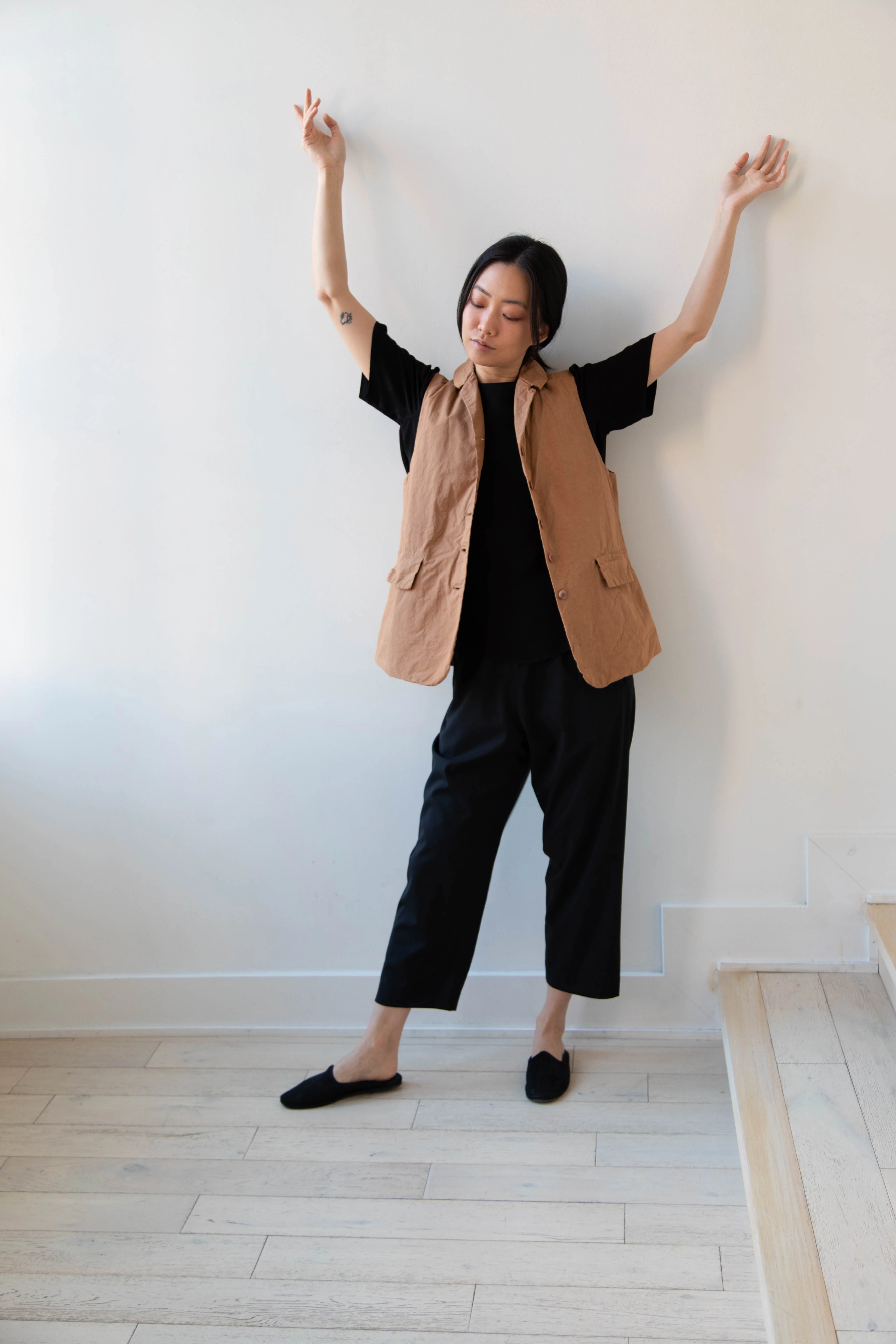Album di Famiglia | Sleeveless Blazer CC in Pottery - Image 10