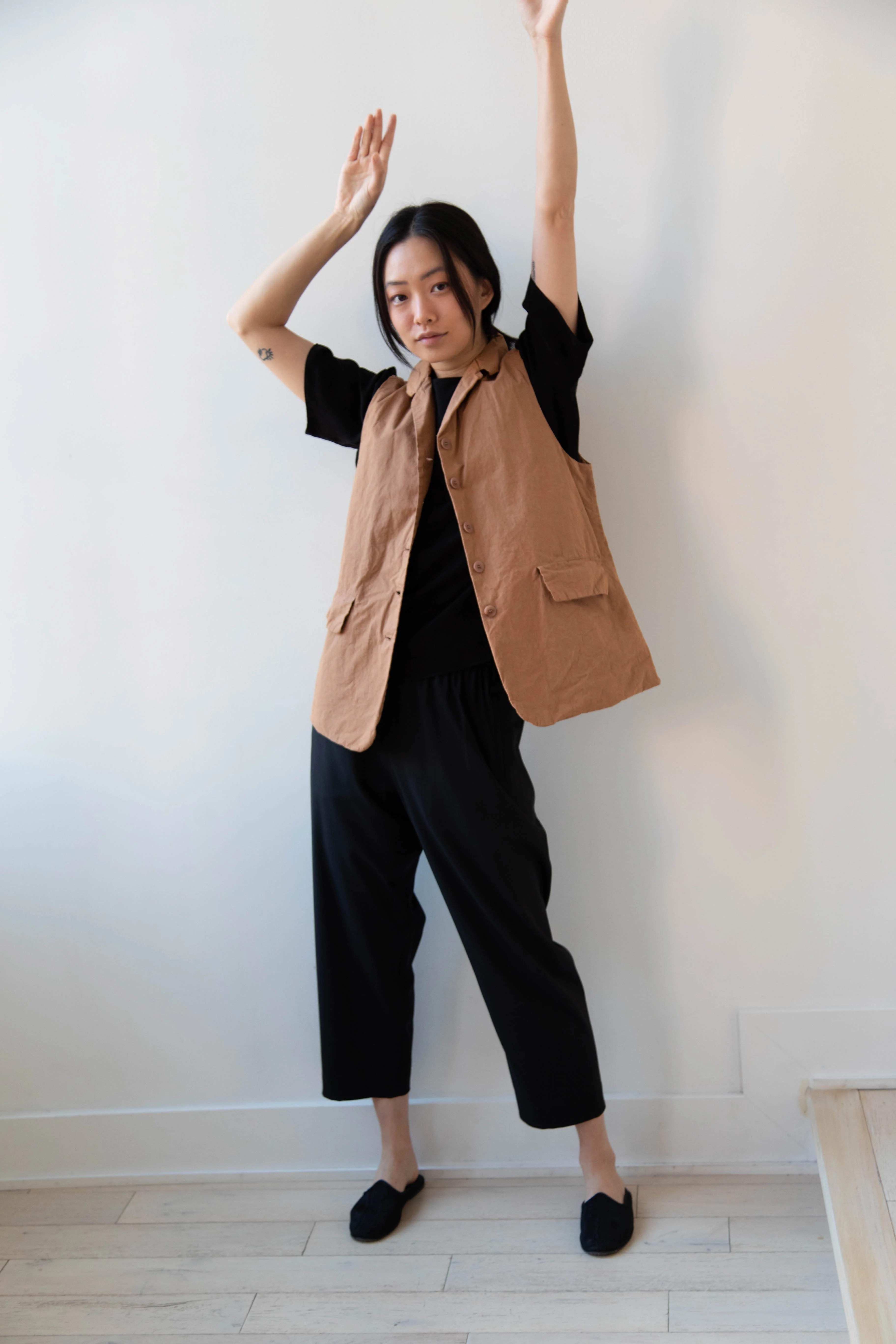 Album di Famiglia | Sleeveless Blazer CC in Pottery - Image 11