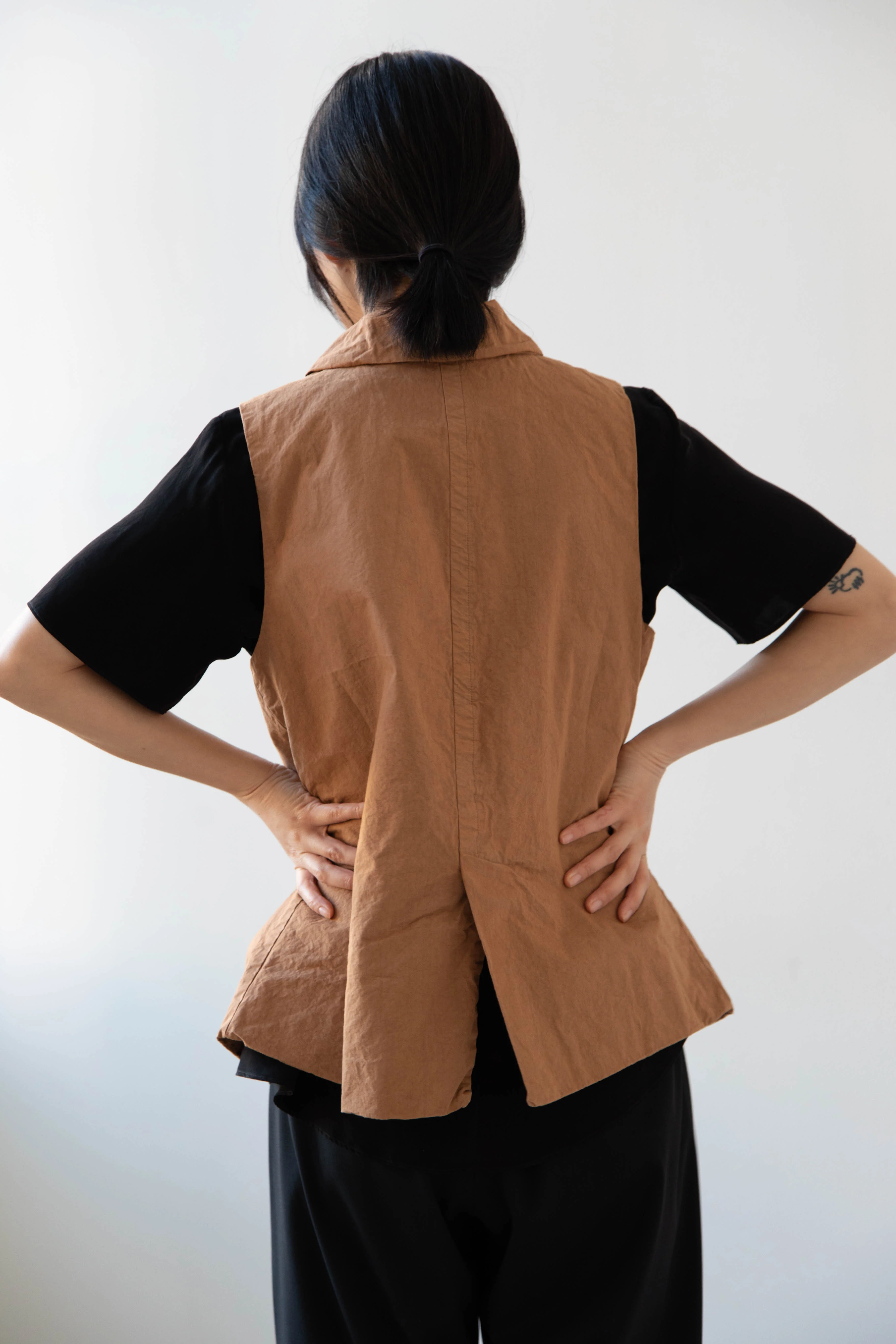 Album di Famiglia | Sleeveless Blazer CC in Pottery - Image 18