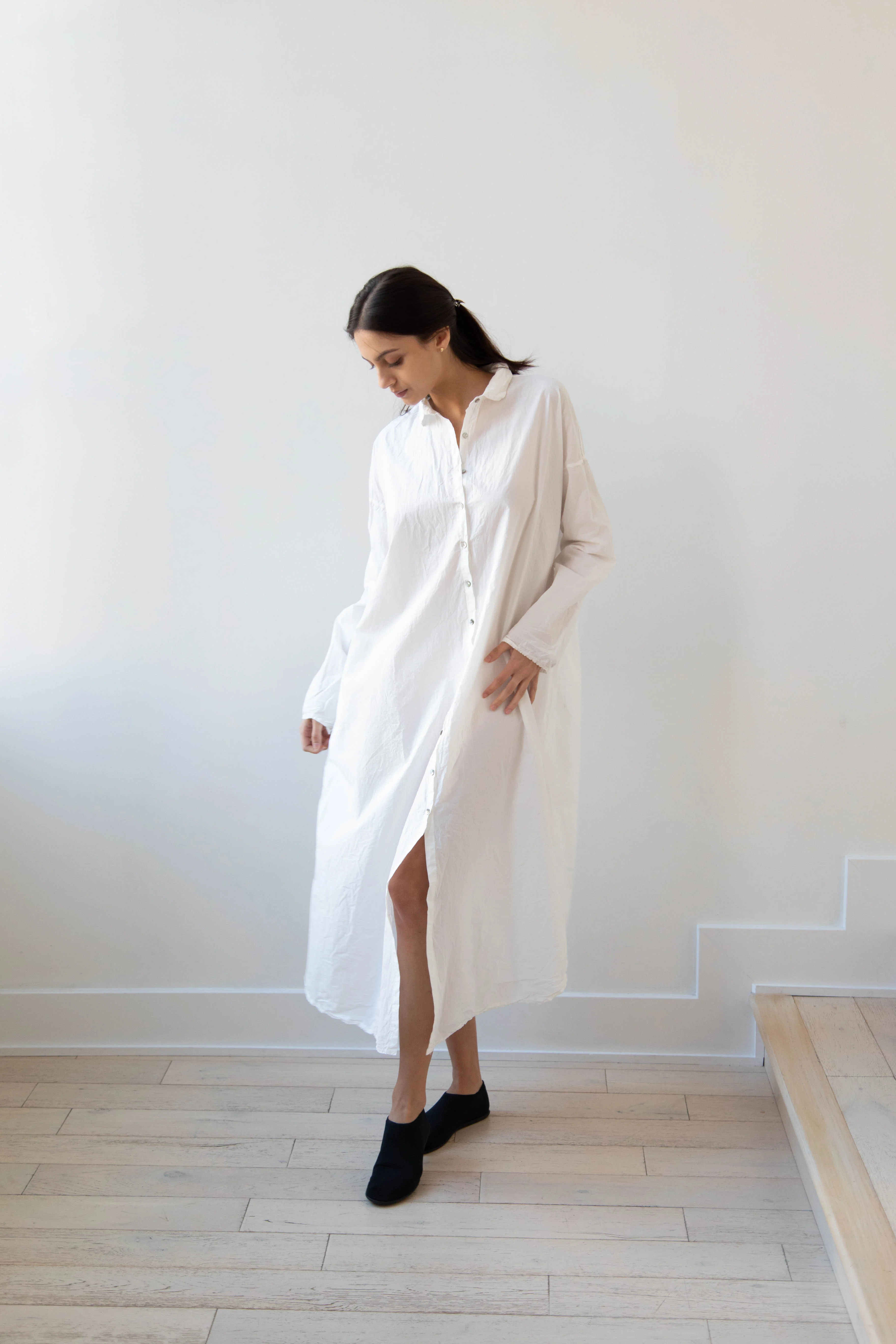 Album di Famiglia | TC Cotton Long Shirt Dress in Milk White - Image 19