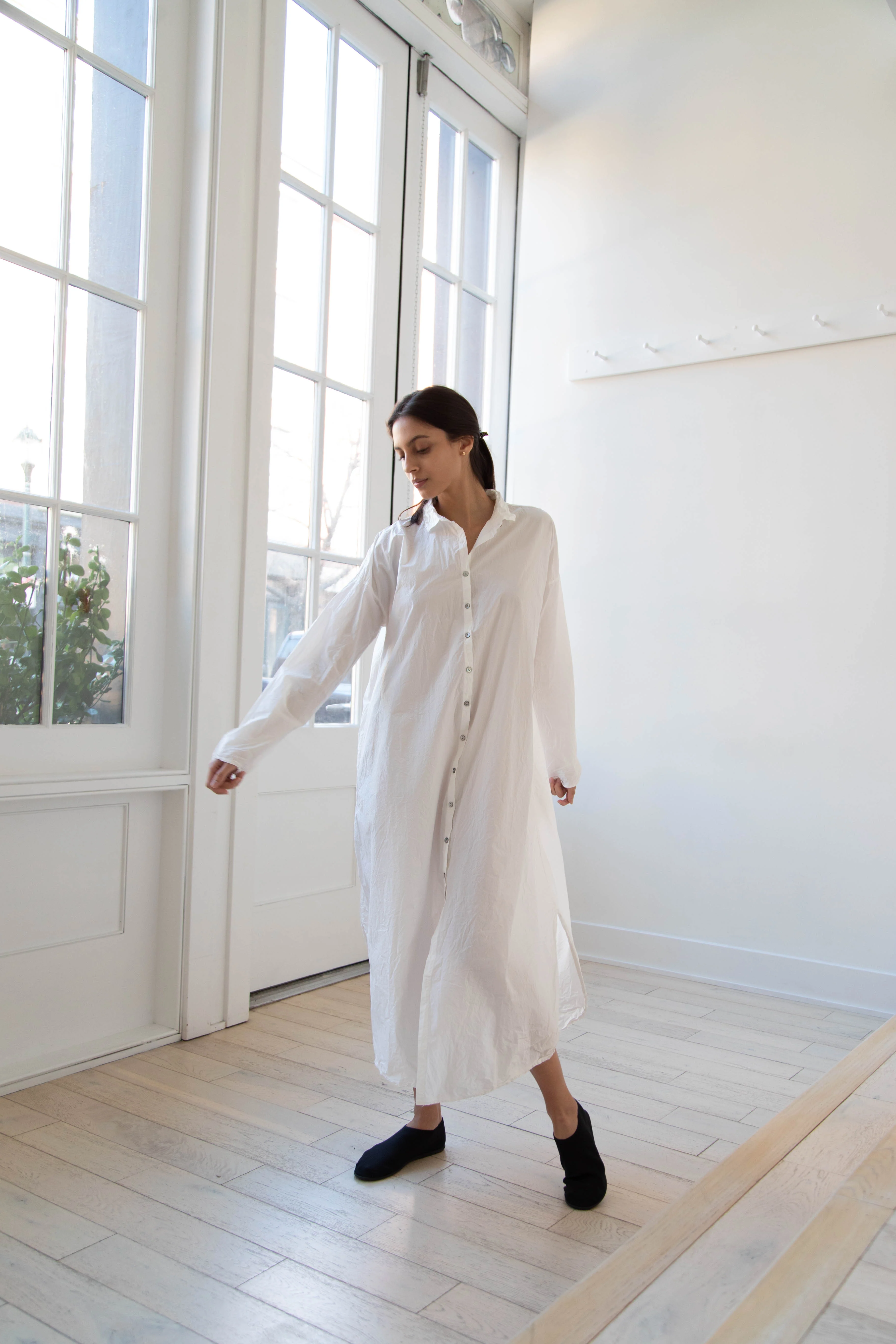 Album di Famiglia | TC Cotton Long Shirt Dress in Milk White - Image 34