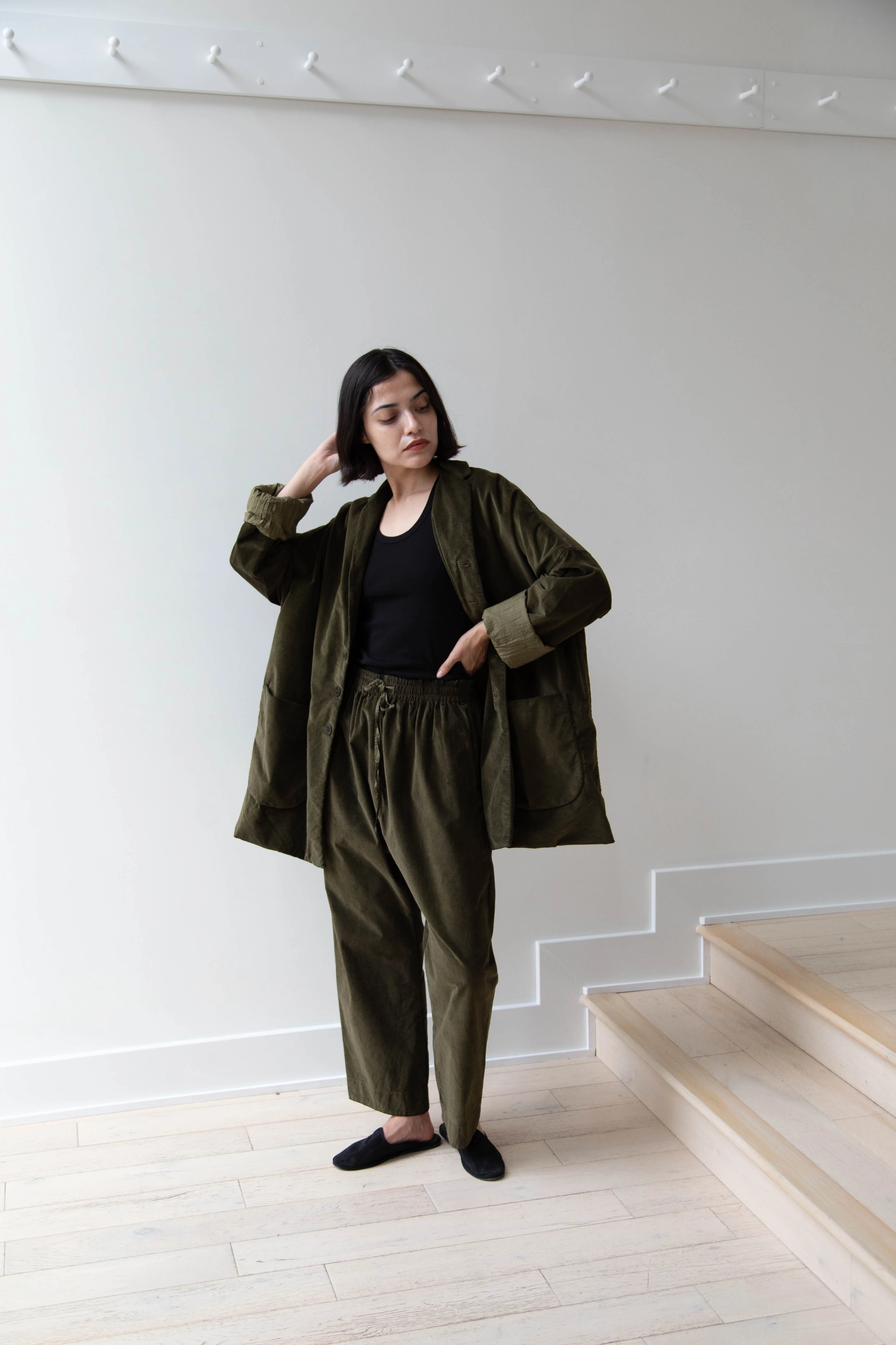 Album di Famiglia | Velvet Big Blazer in Olive - Image 25