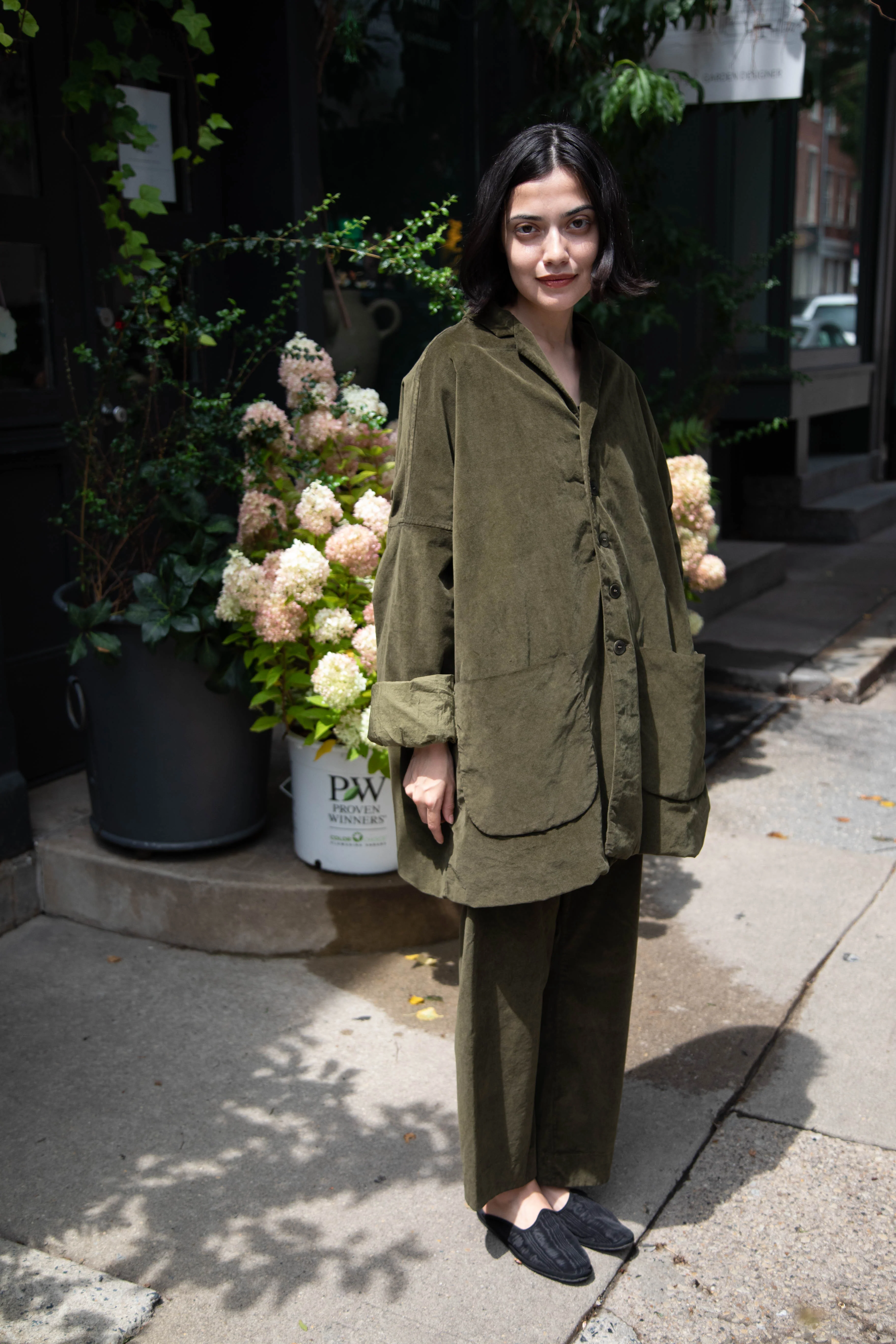 Album di Famiglia | Velvet Big Blazer in Olive - Image 3