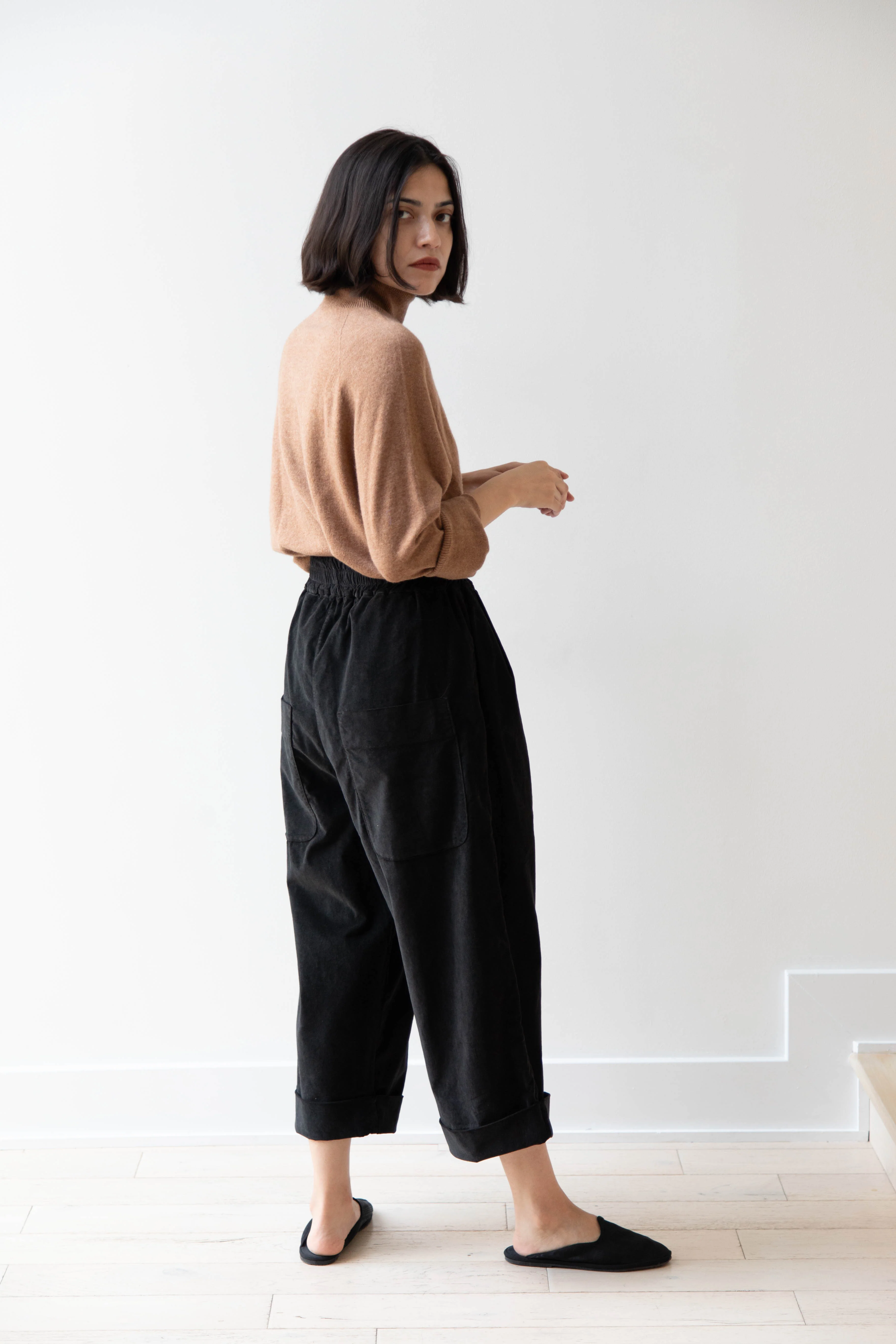 Album di Famiglia | Velvet Bragoni Pants in Slate - Image 13