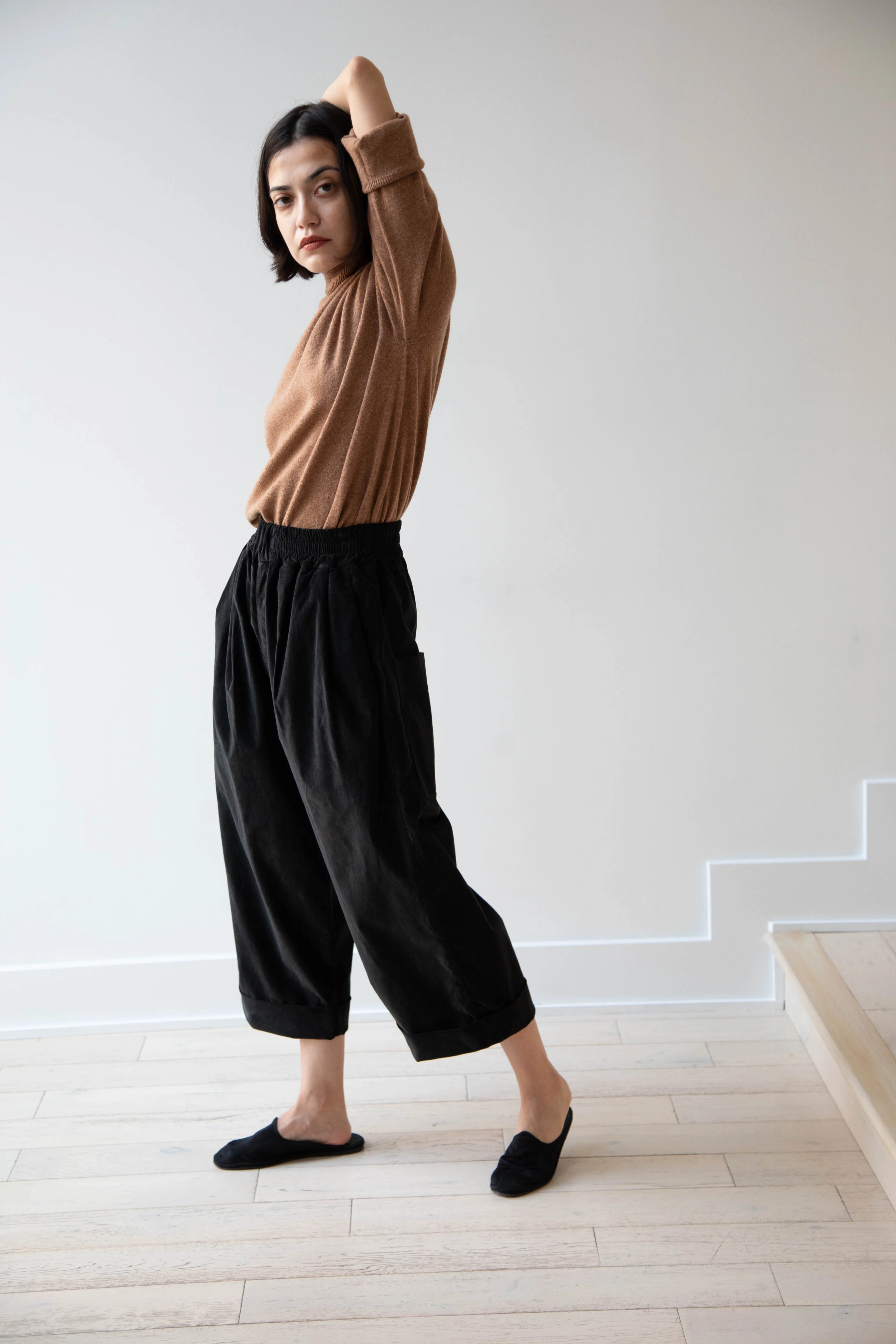 Album di Famiglia | Velvet Bragoni Pants in Slate - Image 26
