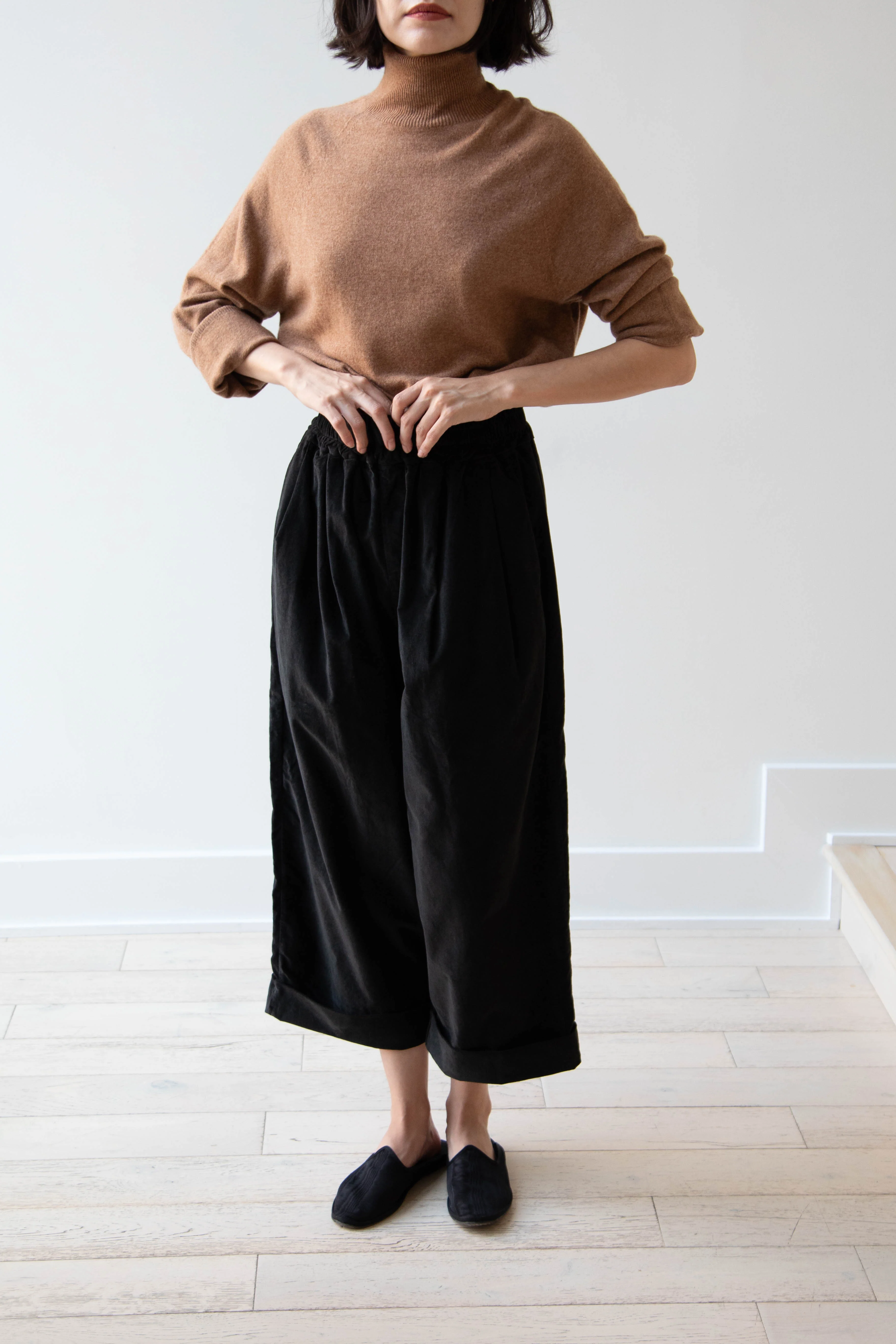 Album di Famiglia | Velvet Bragoni Pants in Slate - Image 32