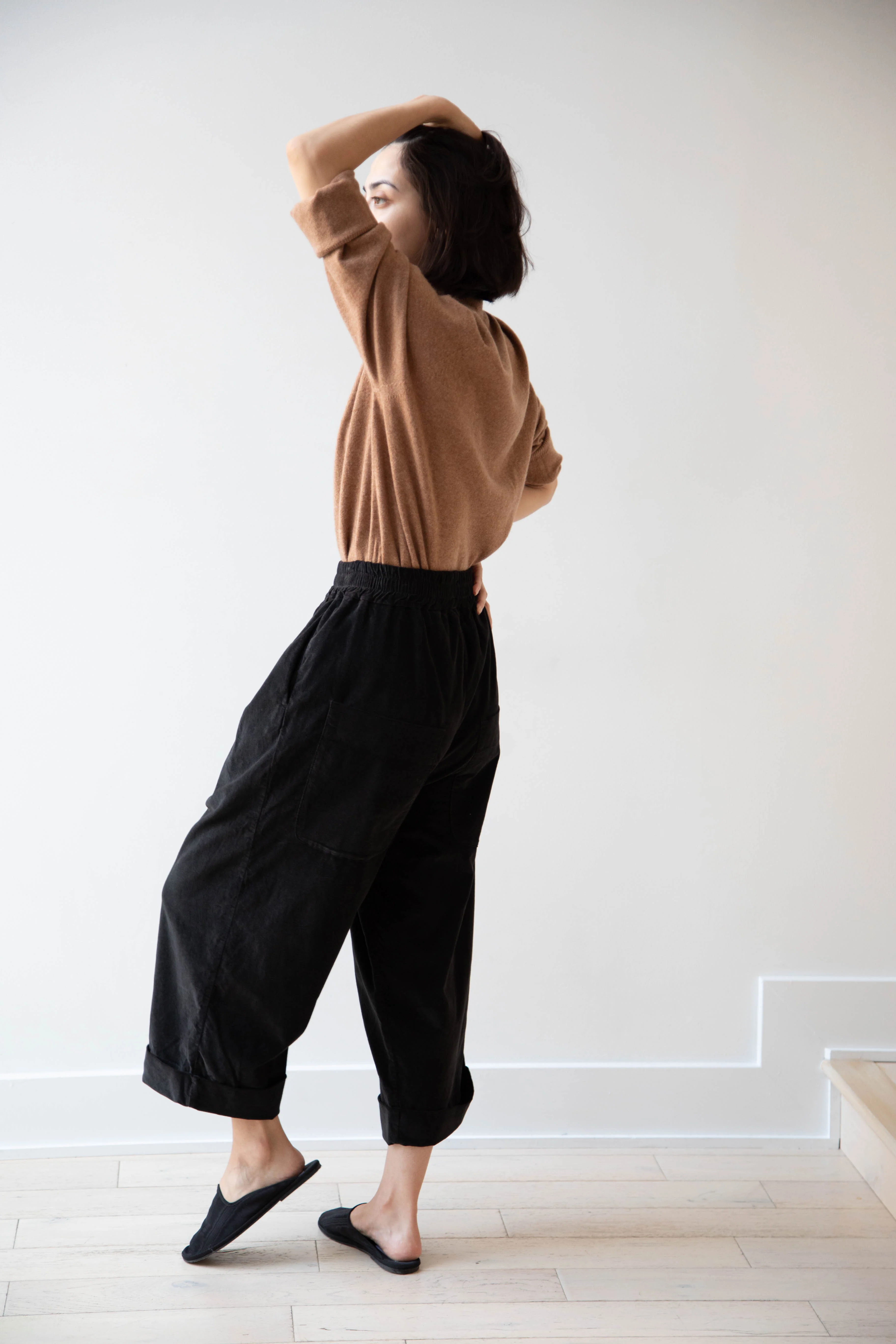 Album di Famiglia | Velvet Bragoni Pants in Slate - Image 33