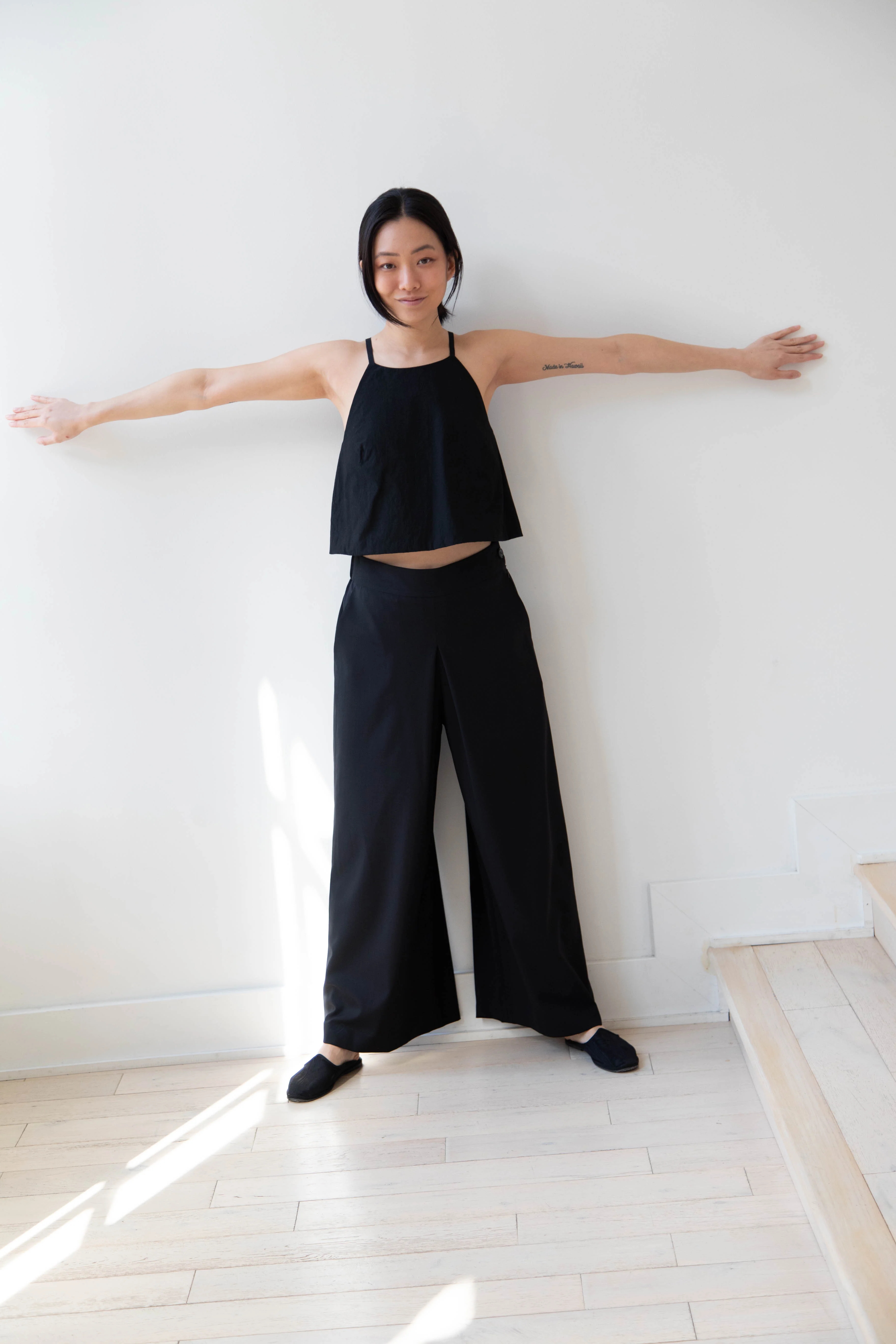 Arts & Science | Back Gum Tuck Culottes in Black - Image 10