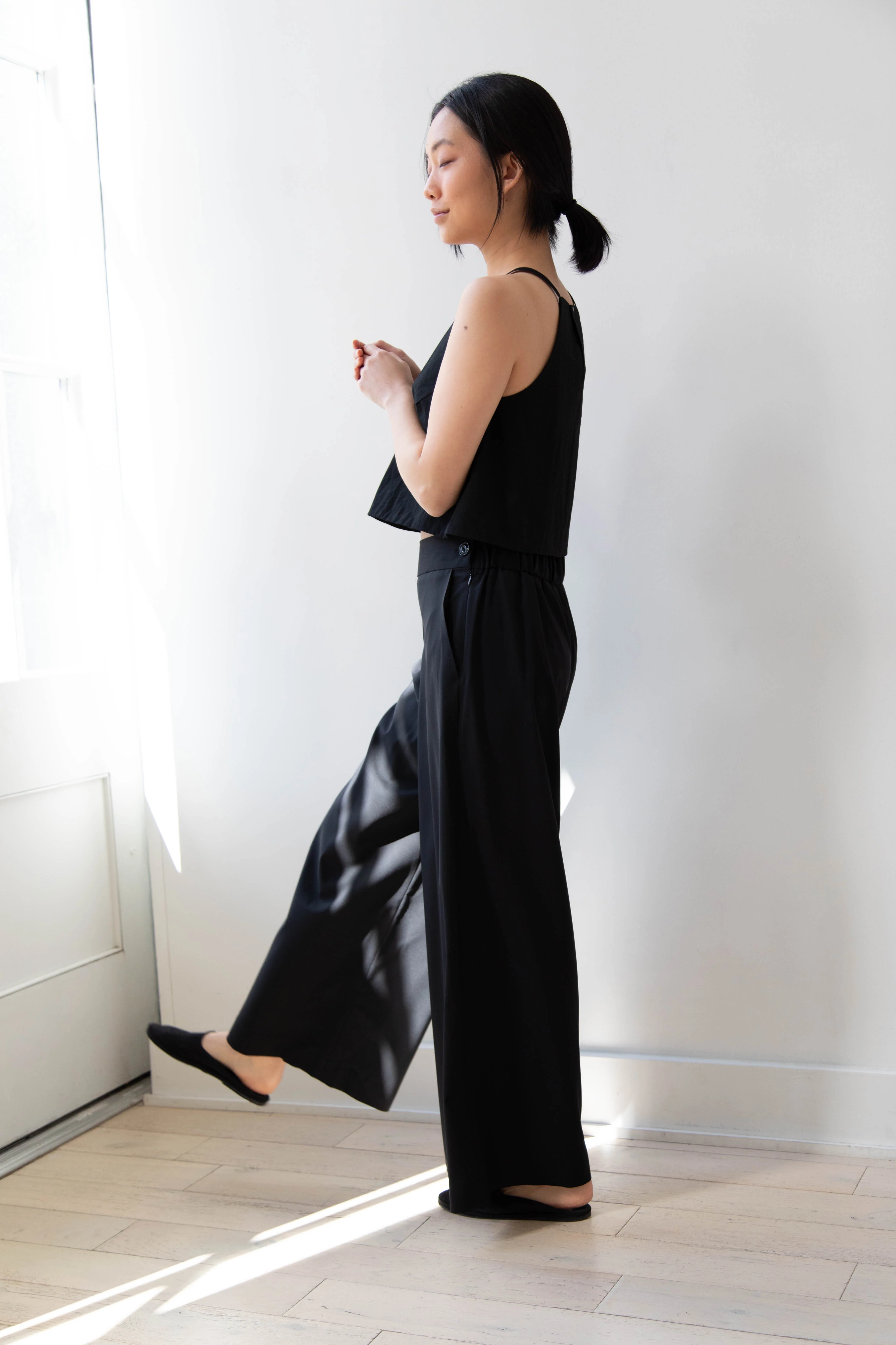 Arts & Science | Back Gum Tuck Culottes in Black - Image 16