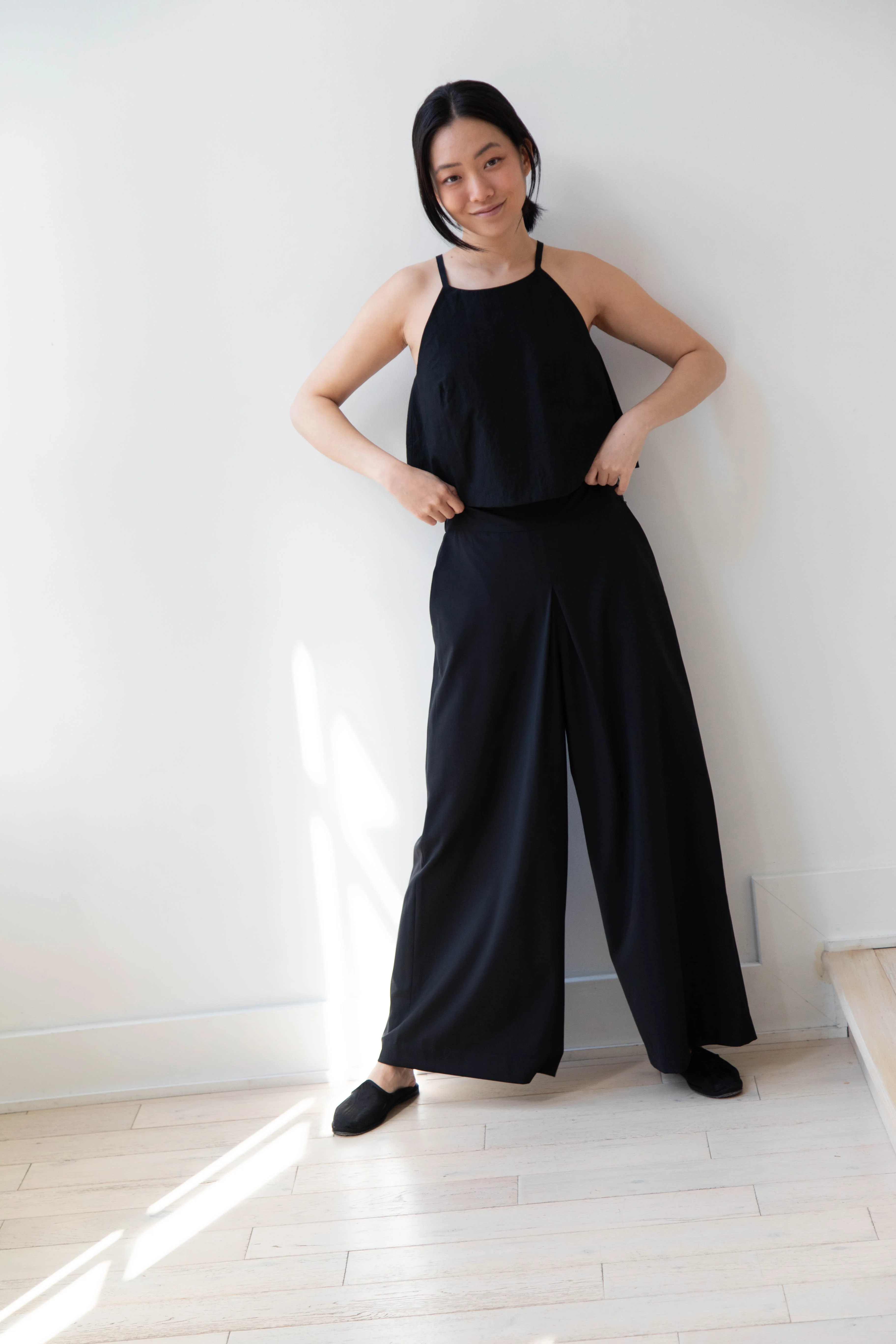 Arts & Science | Back Gum Tuck Culottes in Black - Image 28