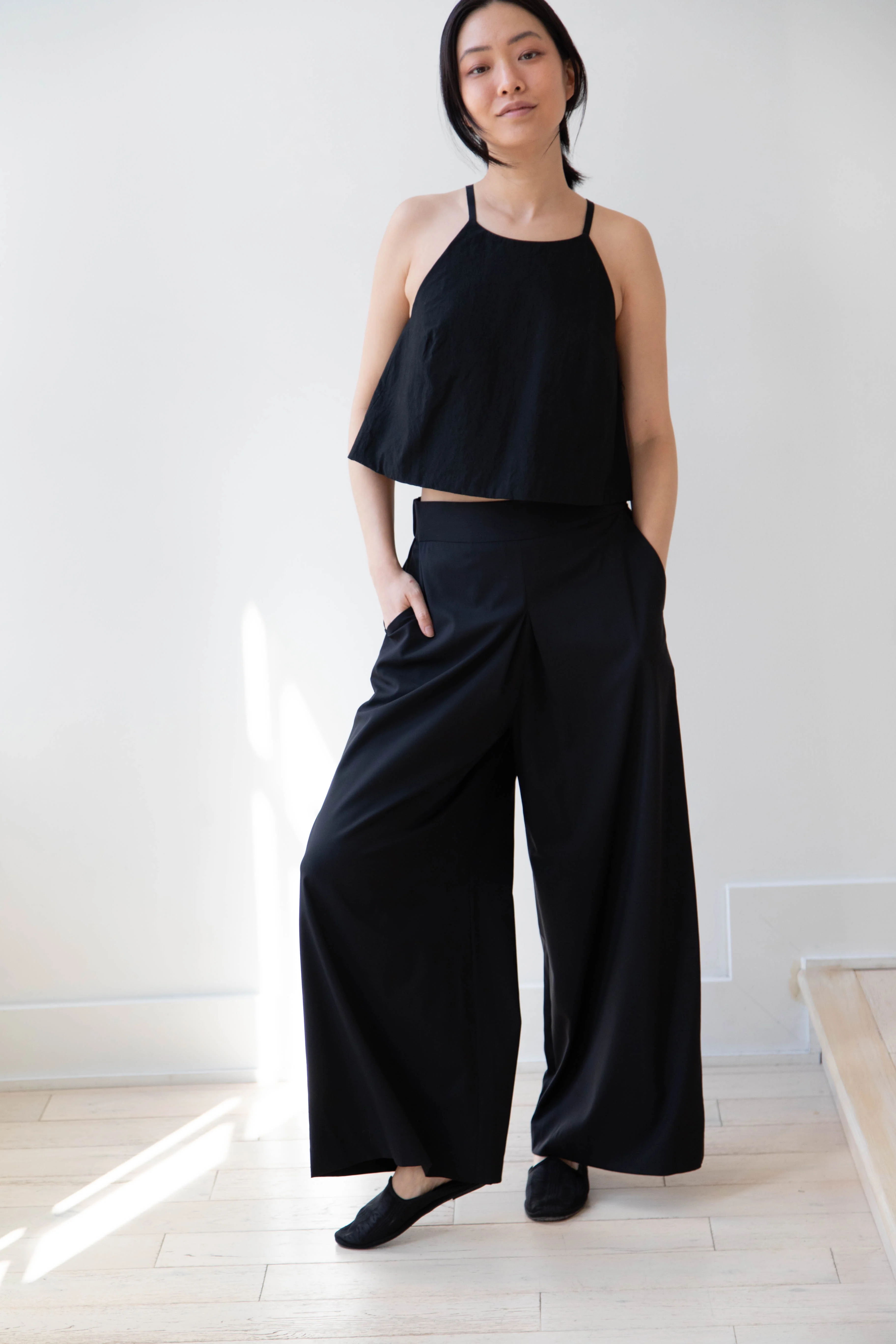Arts & Science | Back Gum Tuck Culottes in Black - Image 29