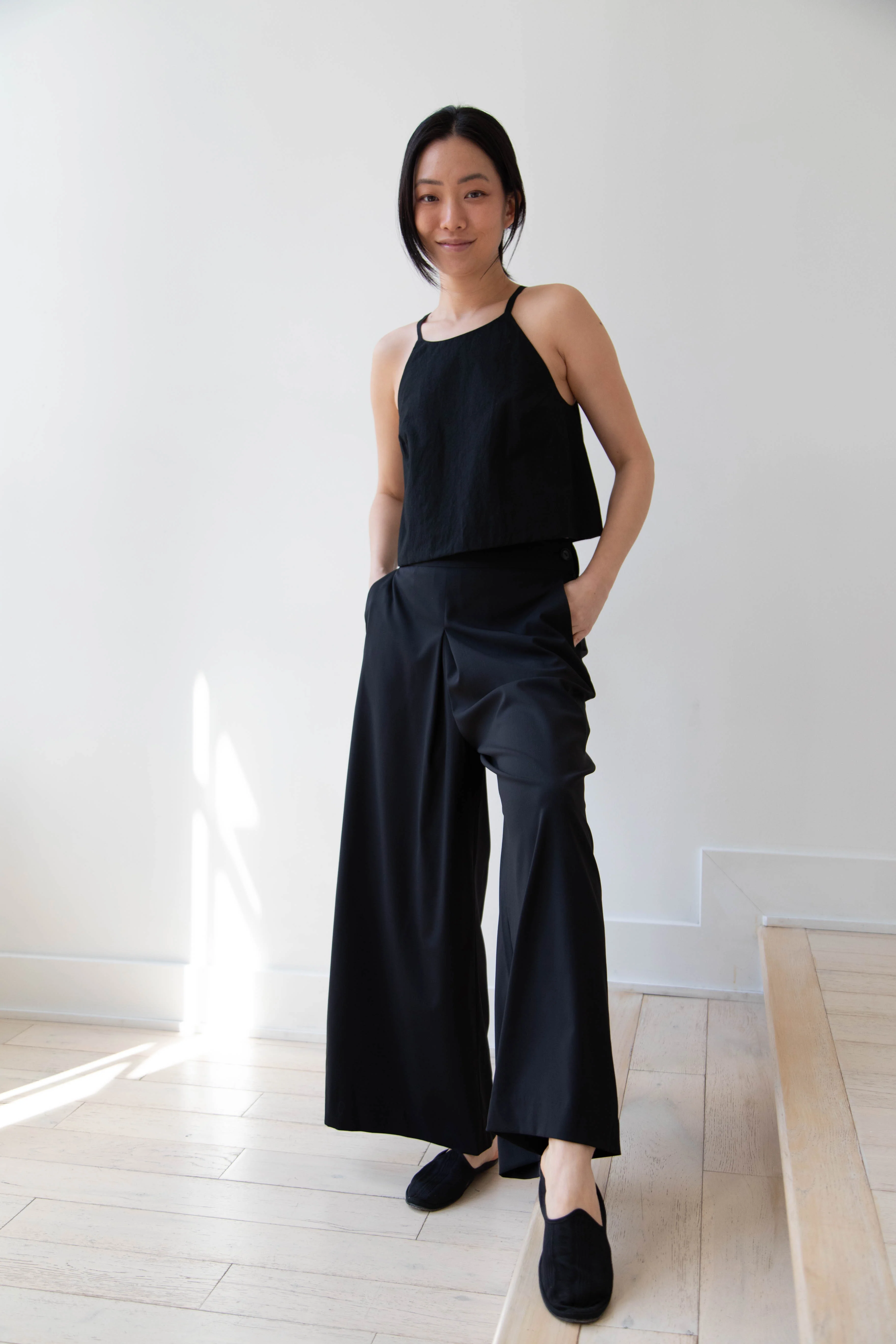 Arts & Science | Back Gum Tuck Culottes in Black - Image 3