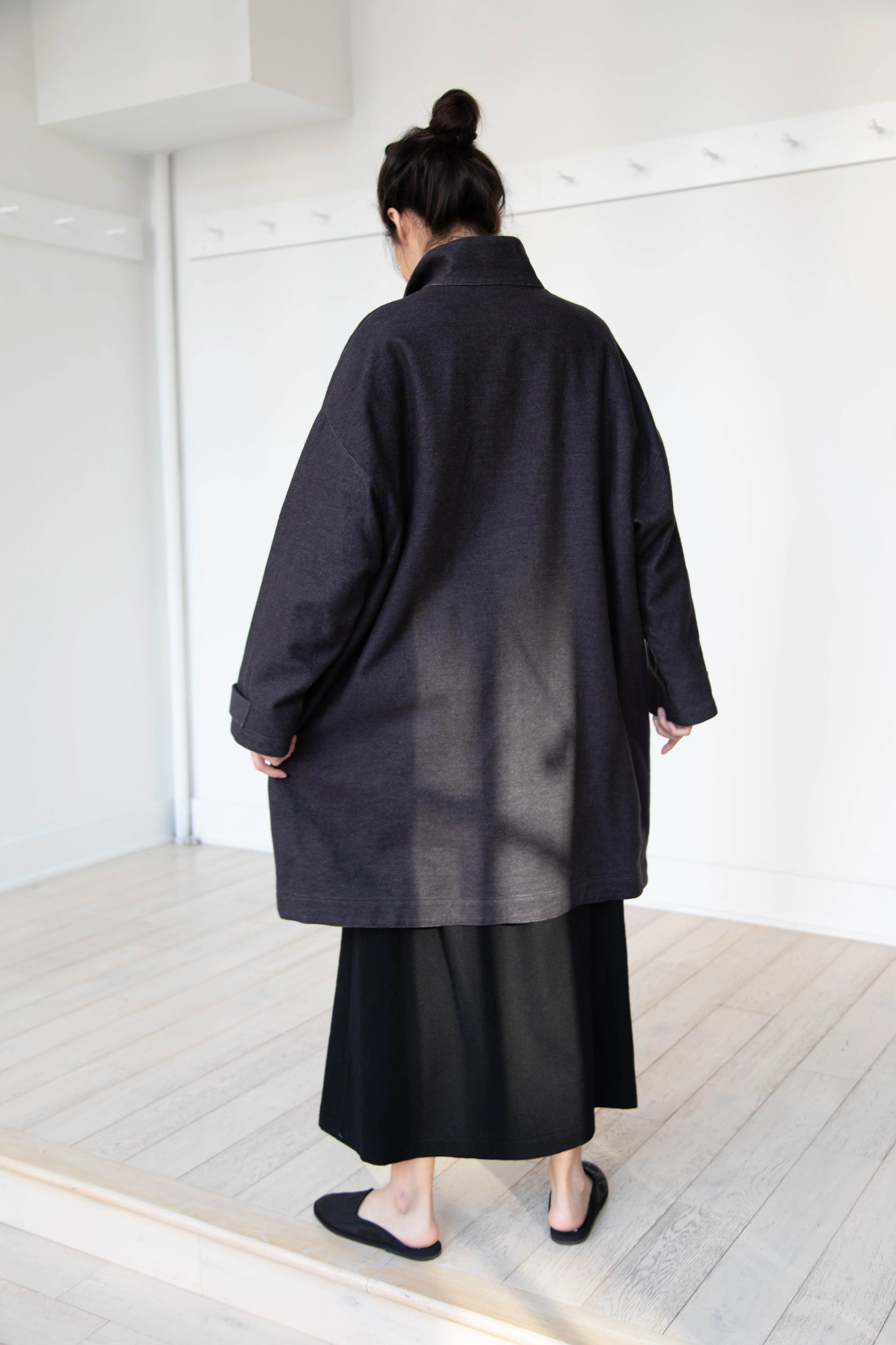 Arts & Science Band Collar Balloon Coat in Charcoal - Image 44