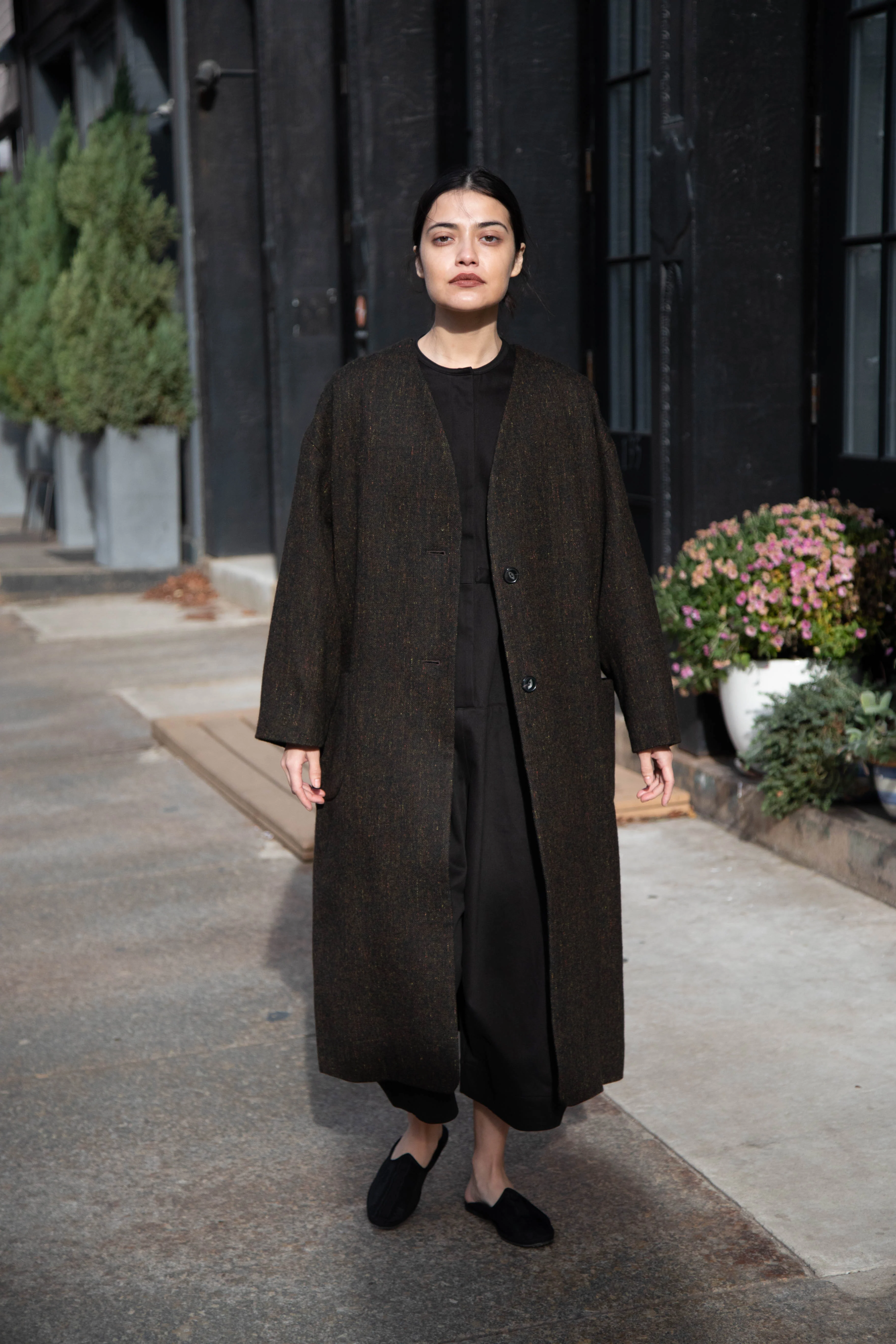 Arts & Science Tweed V-Neck Long Coat in Moss - Image 10