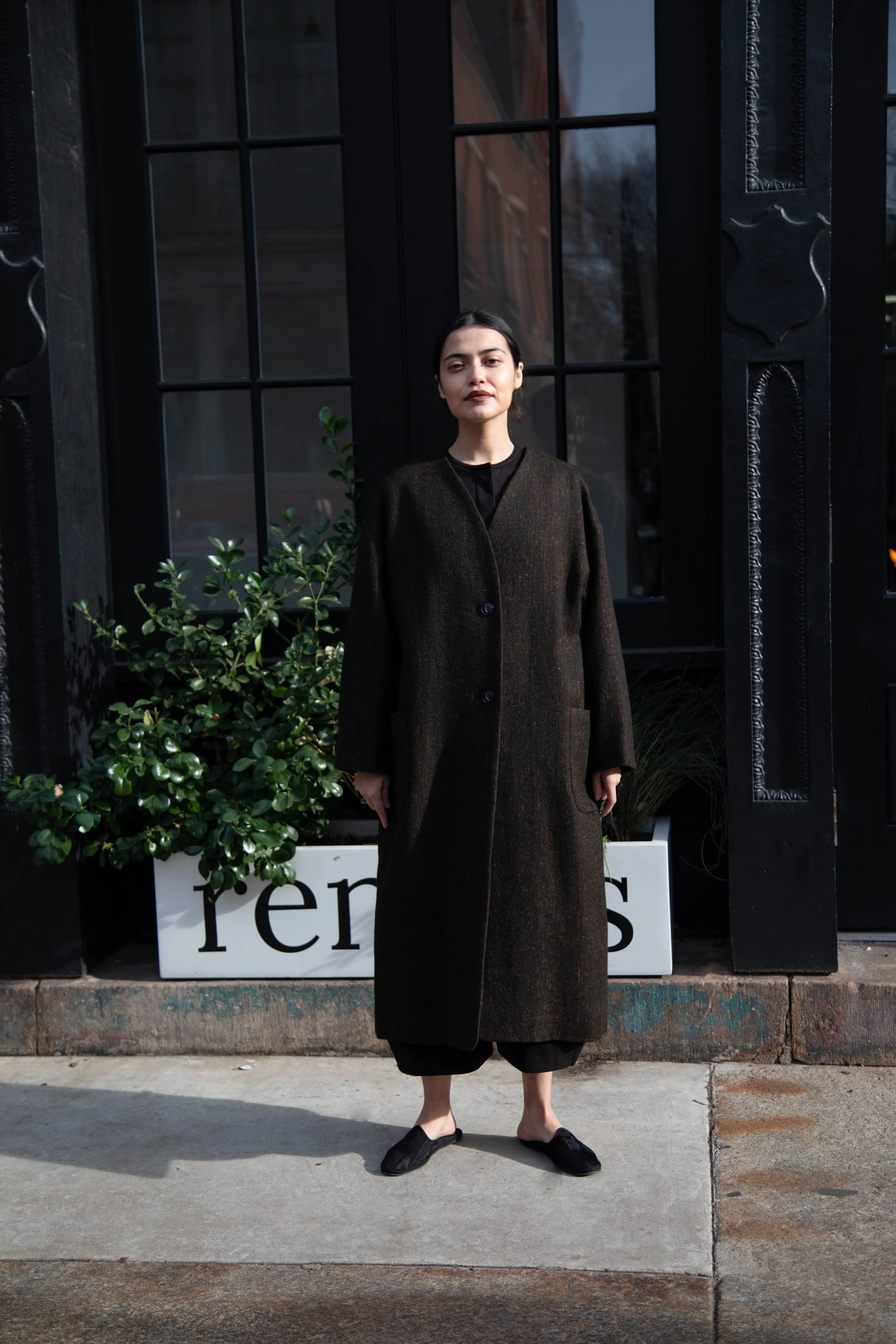Arts & Science Tweed V-Neck Long Coat in Moss - Image 19