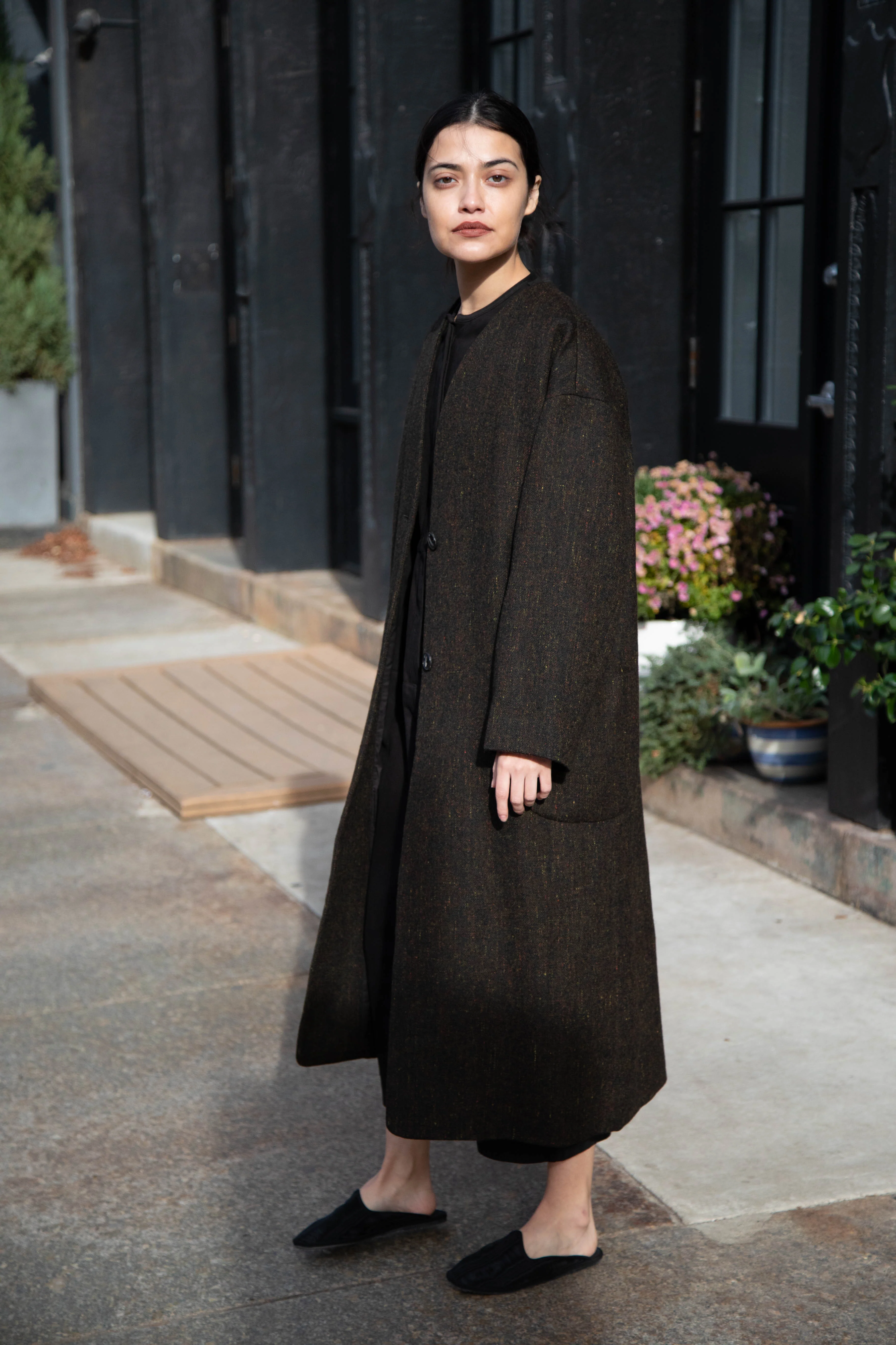 Arts & Science Tweed V-Neck Long Coat in Moss - Image 3