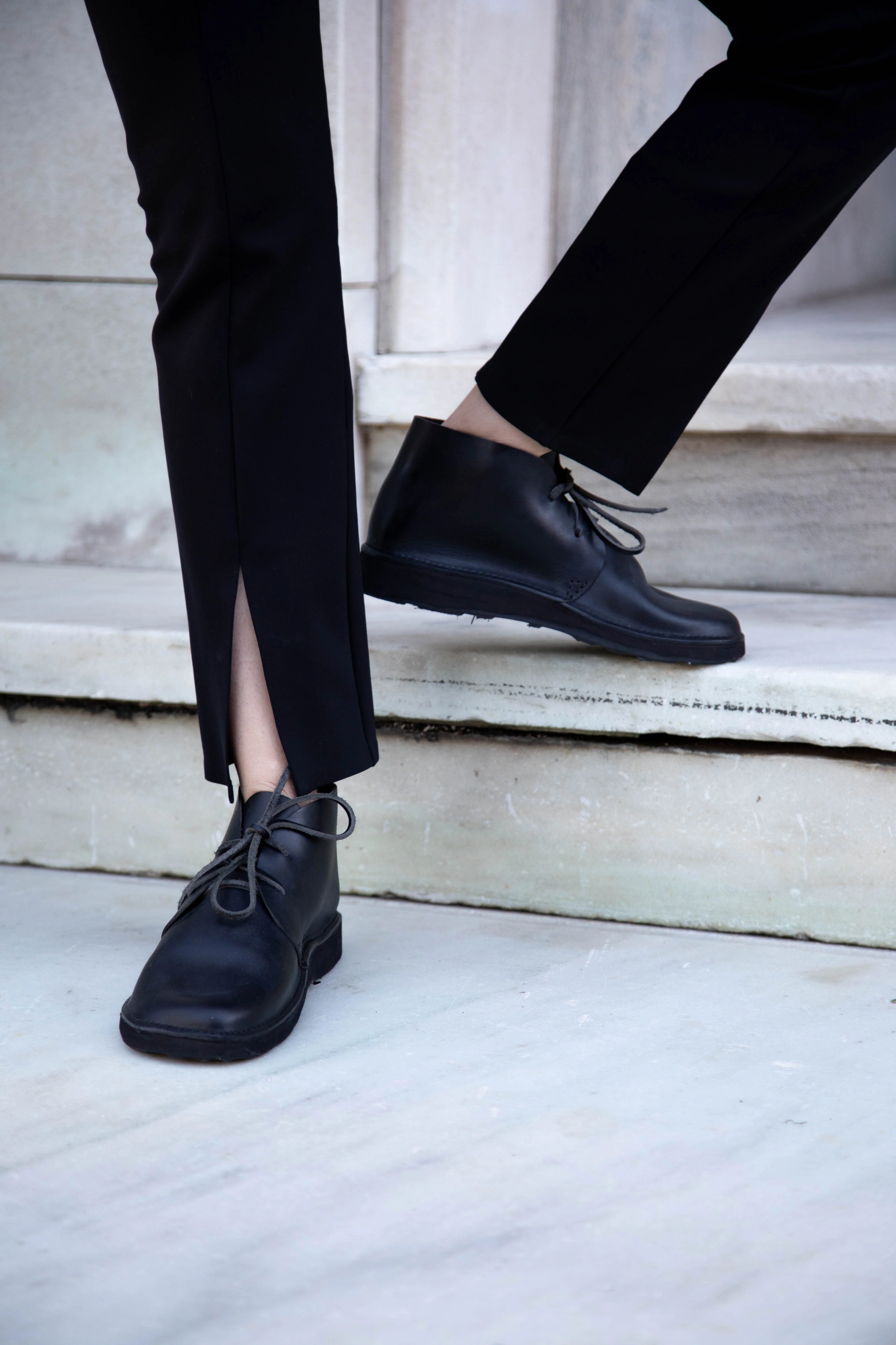Aurora Shoes North Pacific in Black - Image 5