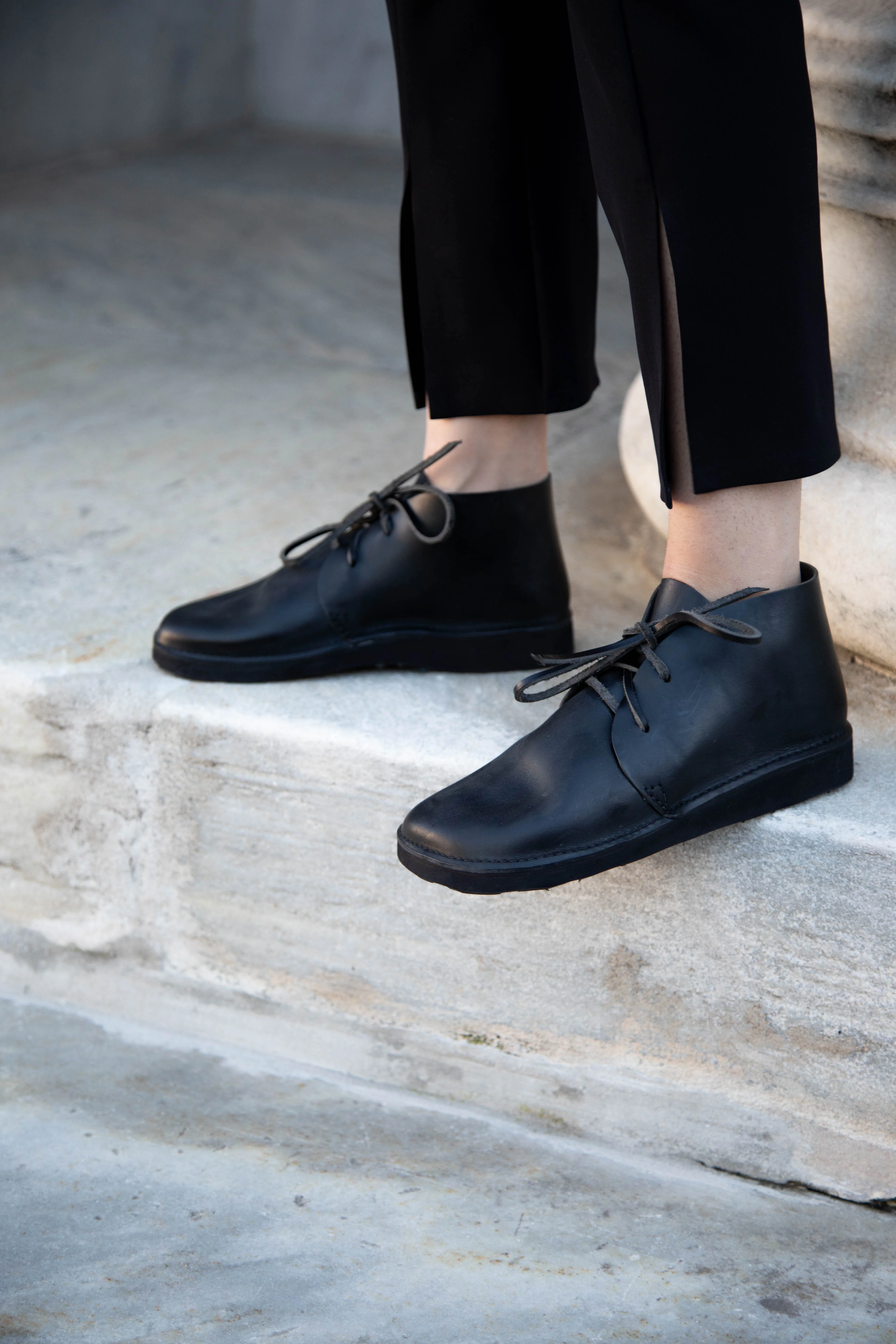 Aurora Shoes North Pacific in Black - Image 7