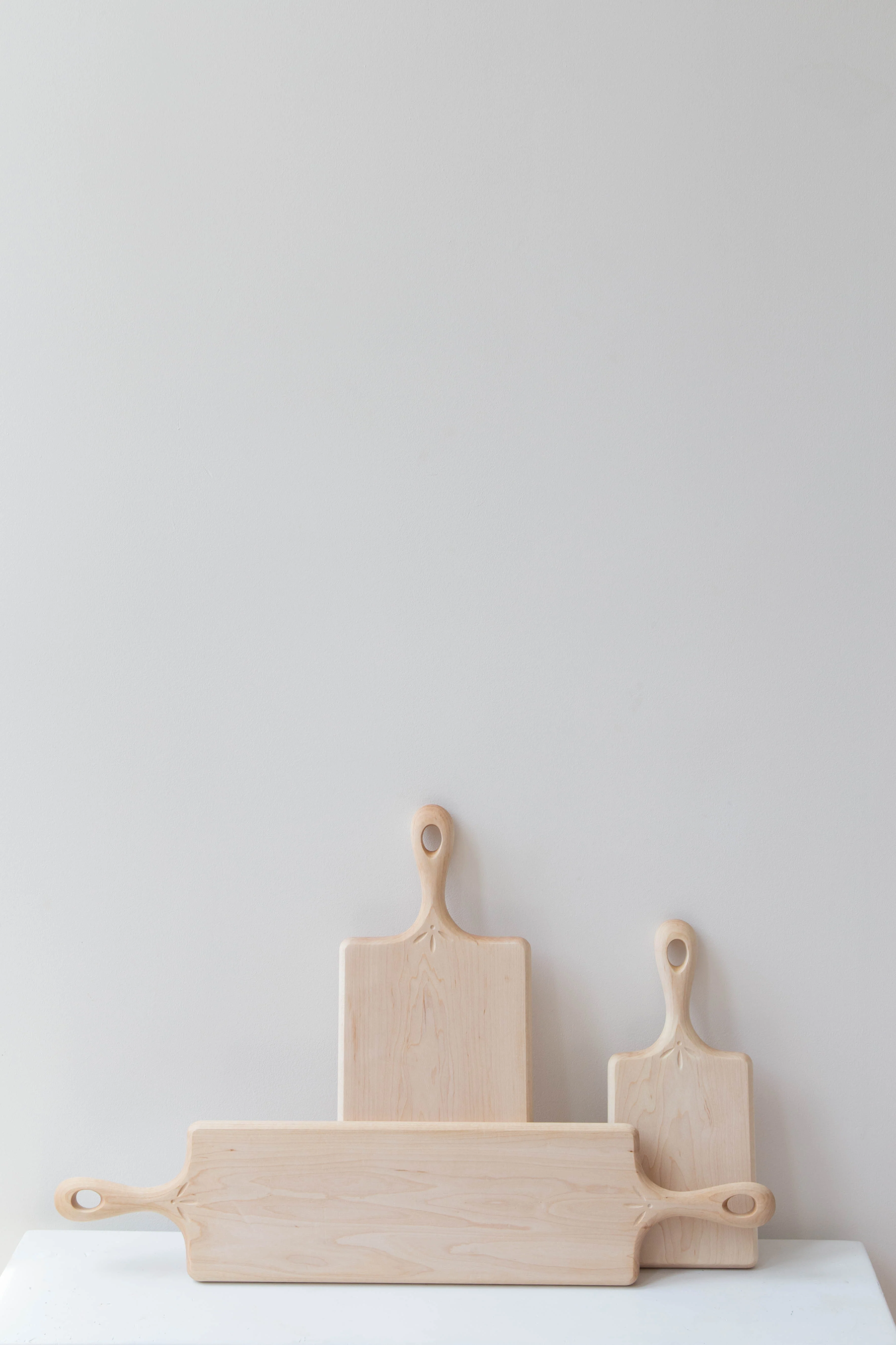 Blackcreek Mercantile Blonde Maple Medium Cutting Board - Image 3