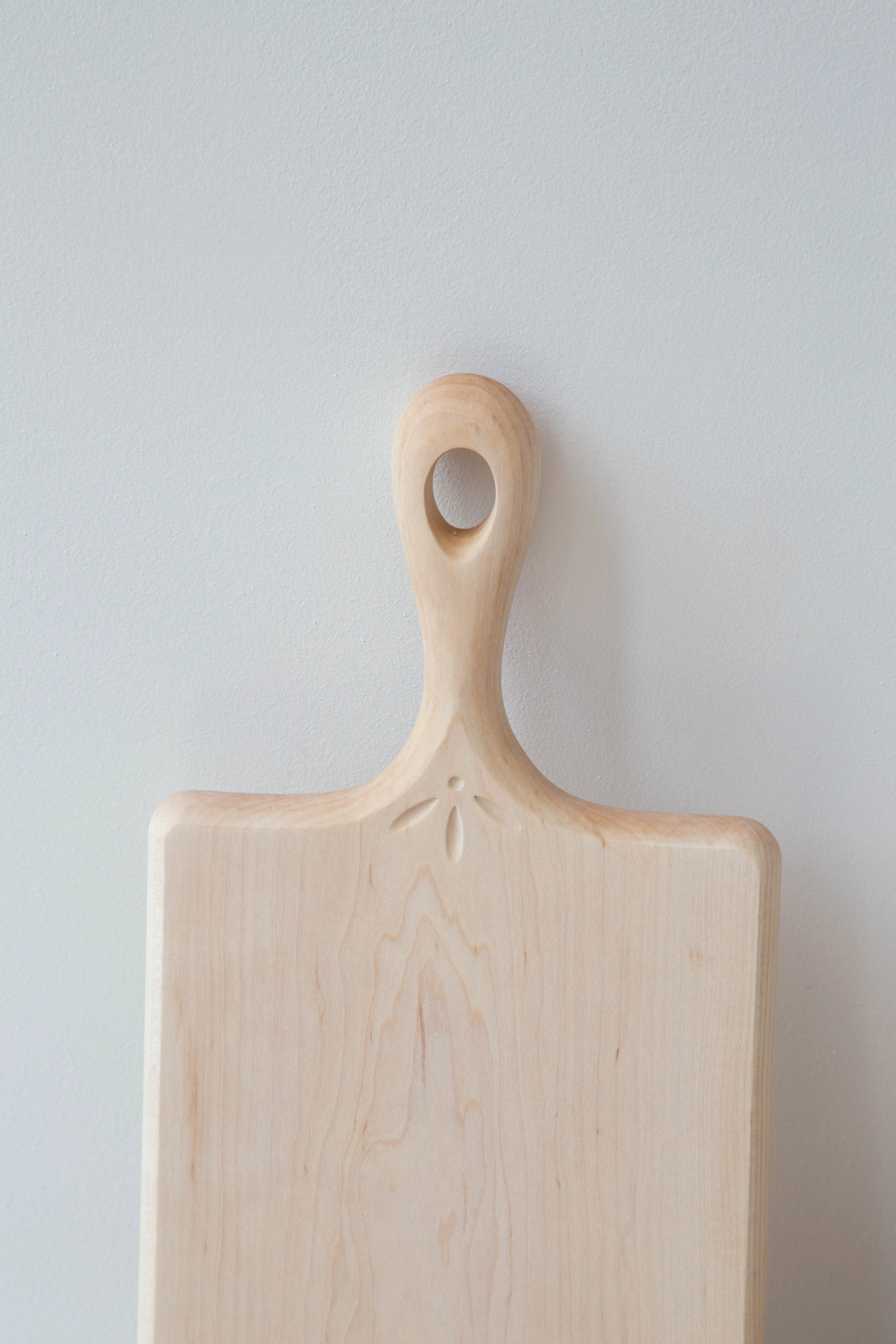 Blackcreek Mercantile Blonde Maple Medium Cutting Board - Image 5