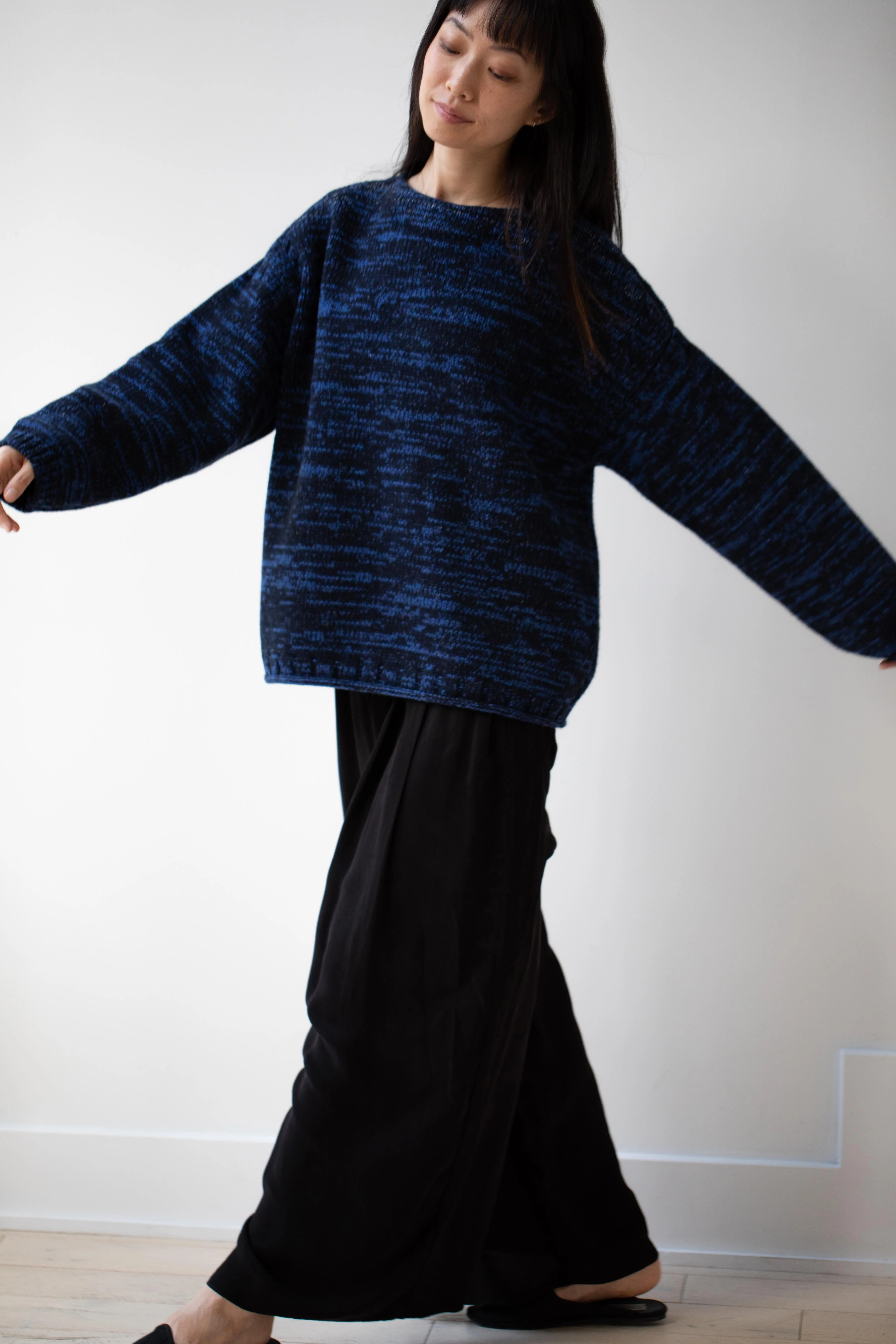 École De Curiosités | Moria Sweater Knitwear in Mazarine Melange - Image 38