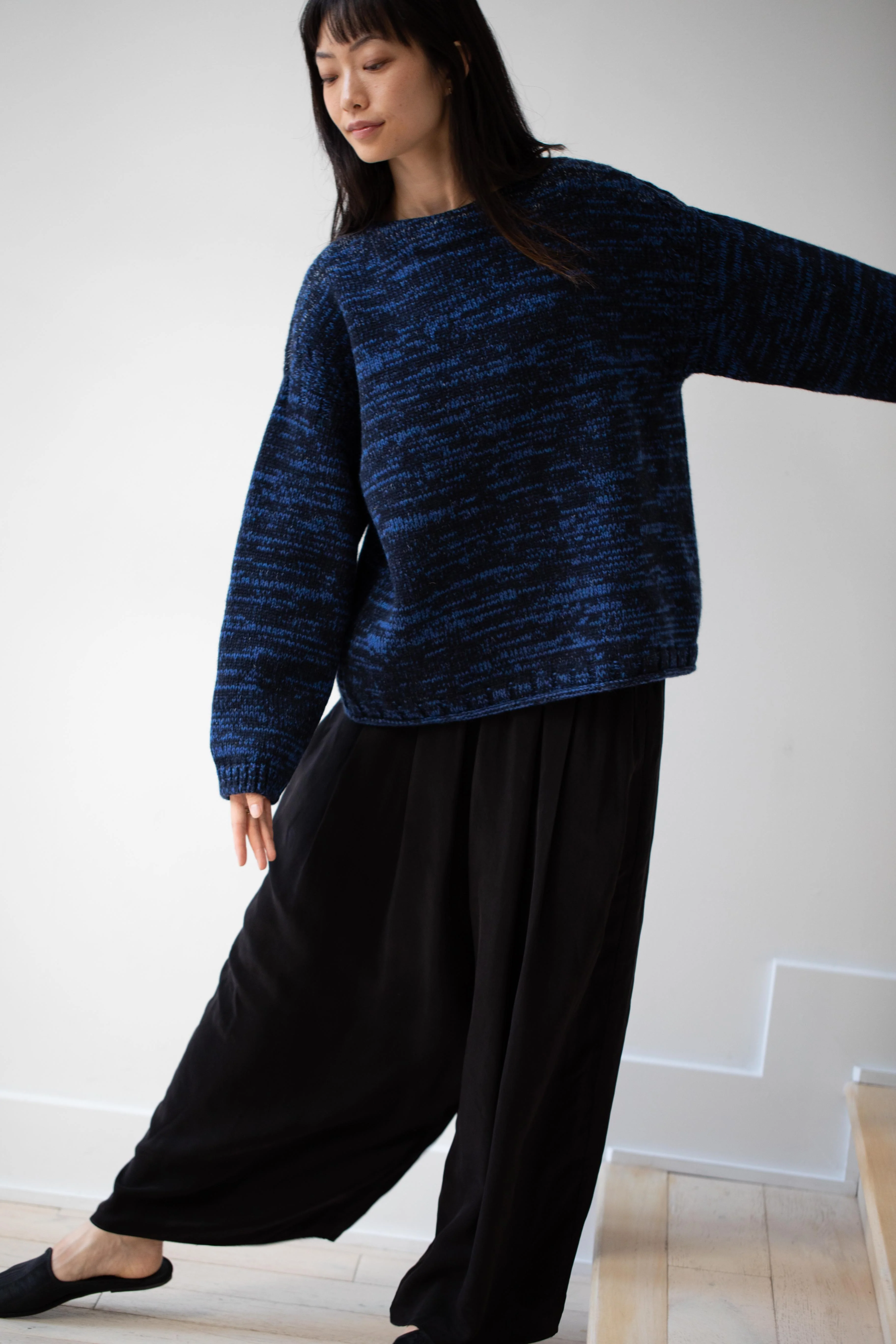 École De Curiosités | Moria Sweater Knitwear in Mazarine Melange - Image 39