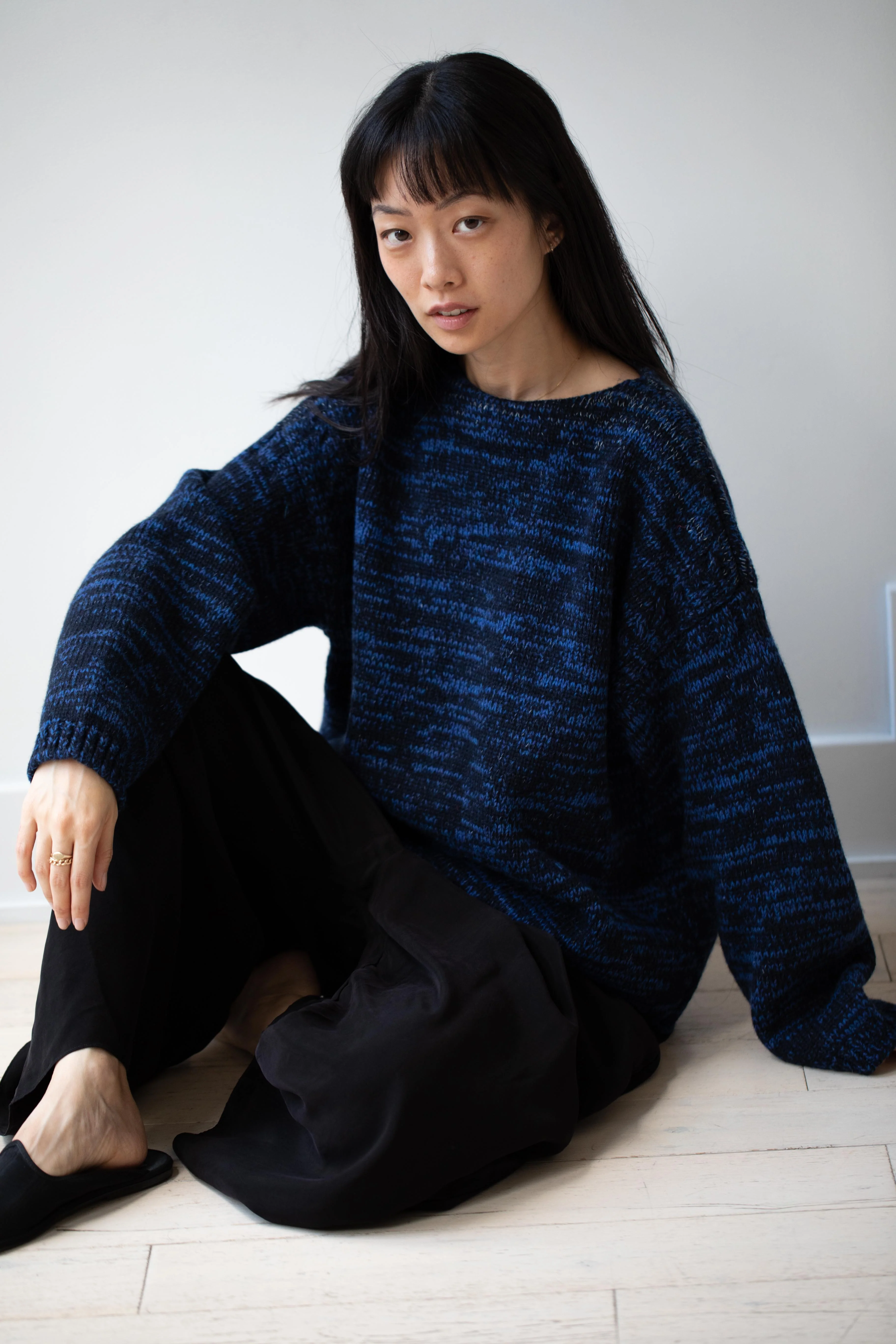 École De Curiosités | Moria Sweater Knitwear in Mazarine Melange - Image 50