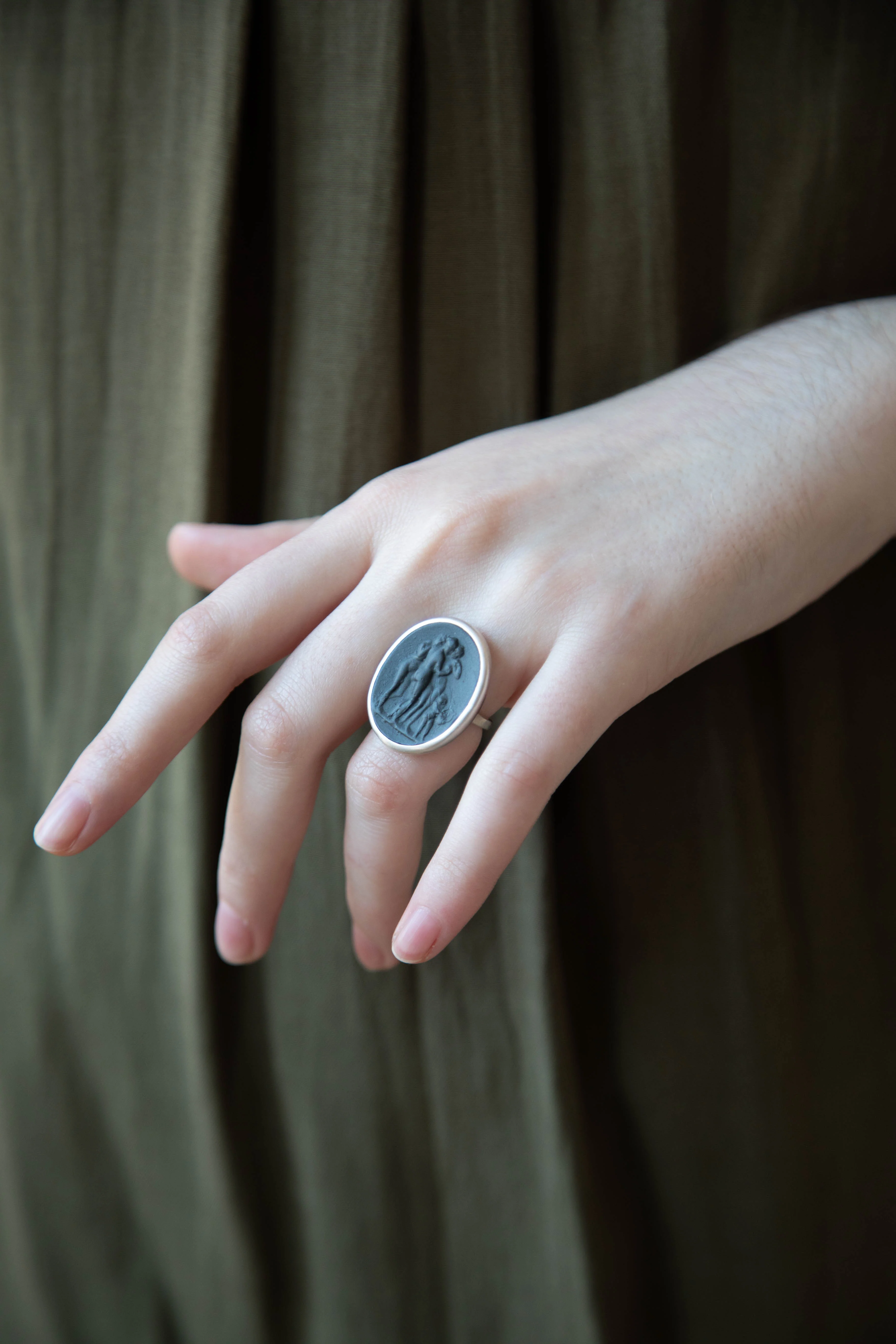 Marcie McGoldrick | Three Graces Ring in Onyx & Silver - Image 3