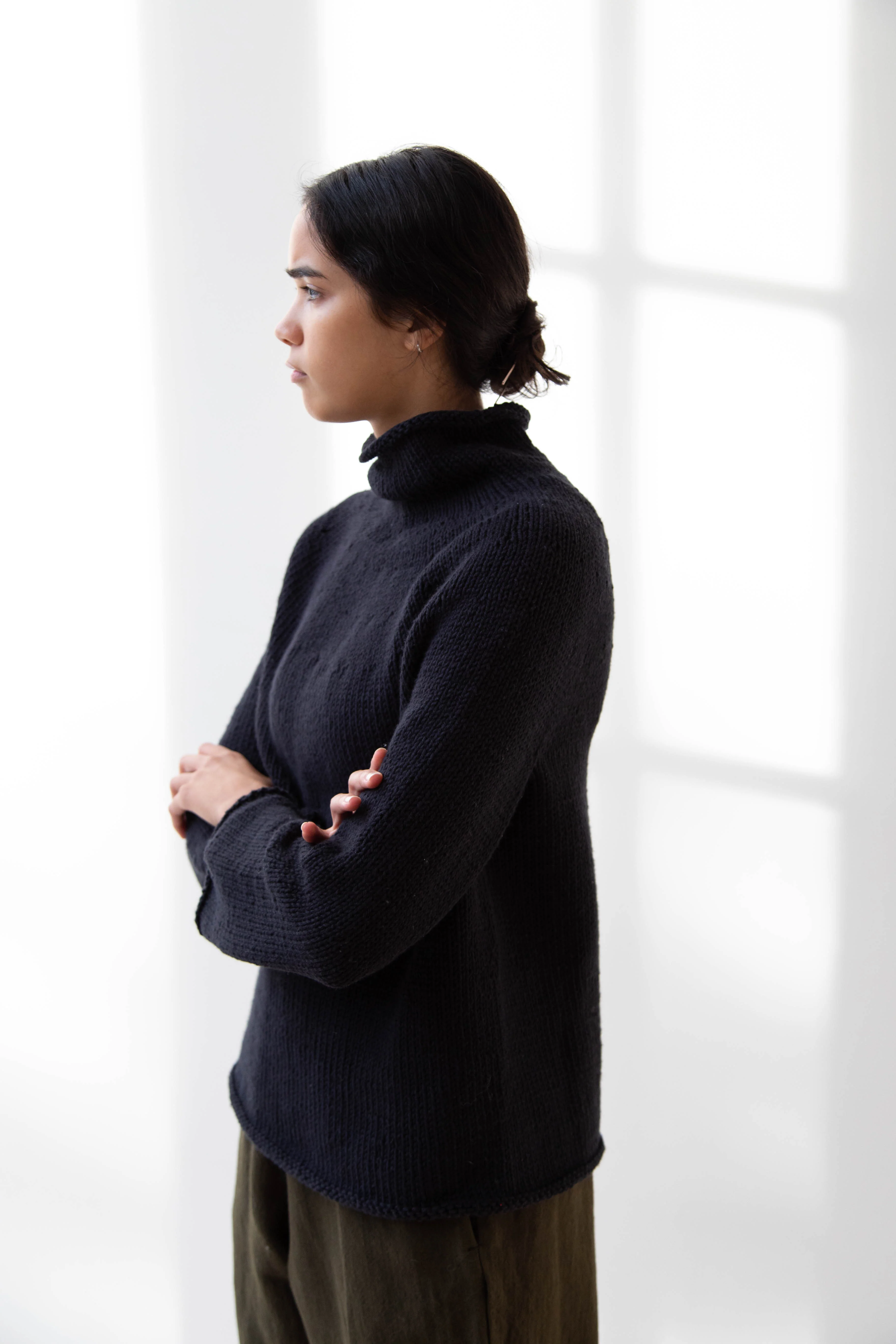 Nitto Café da Manha Sweater in Black - Image 11
