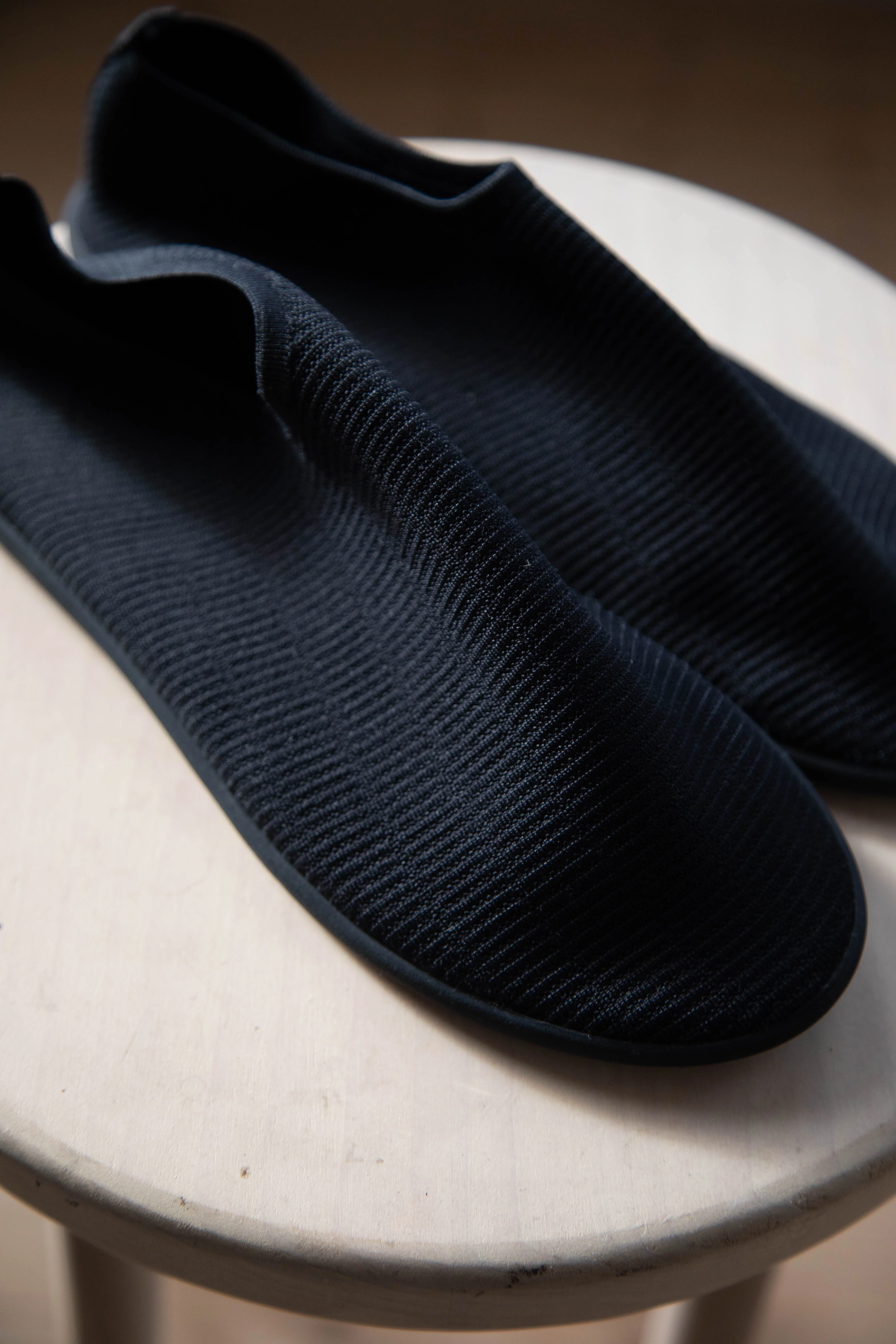Softromaine | Flat in Black - Image 12