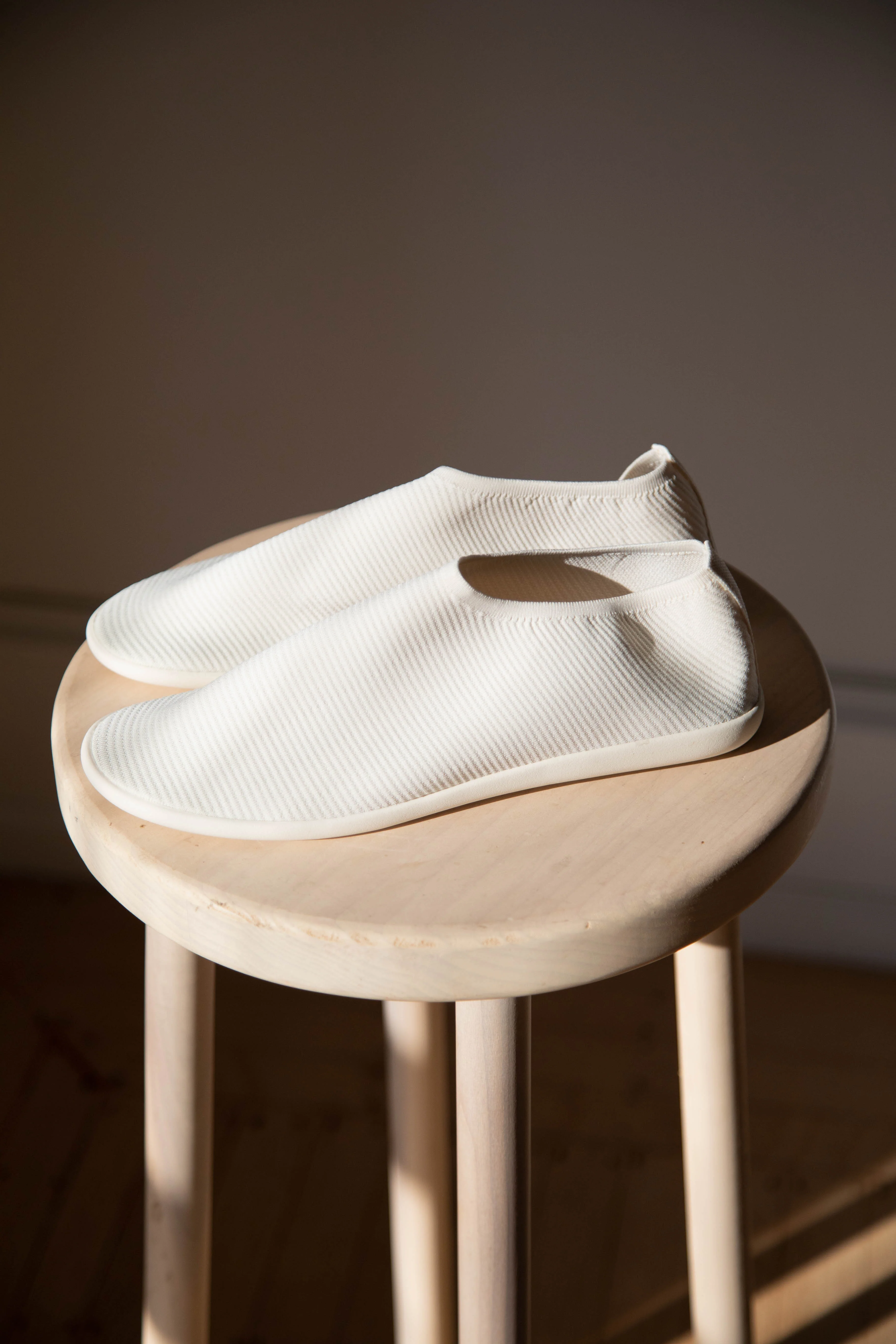 Softromaine | Flat in Tofu - Image 6